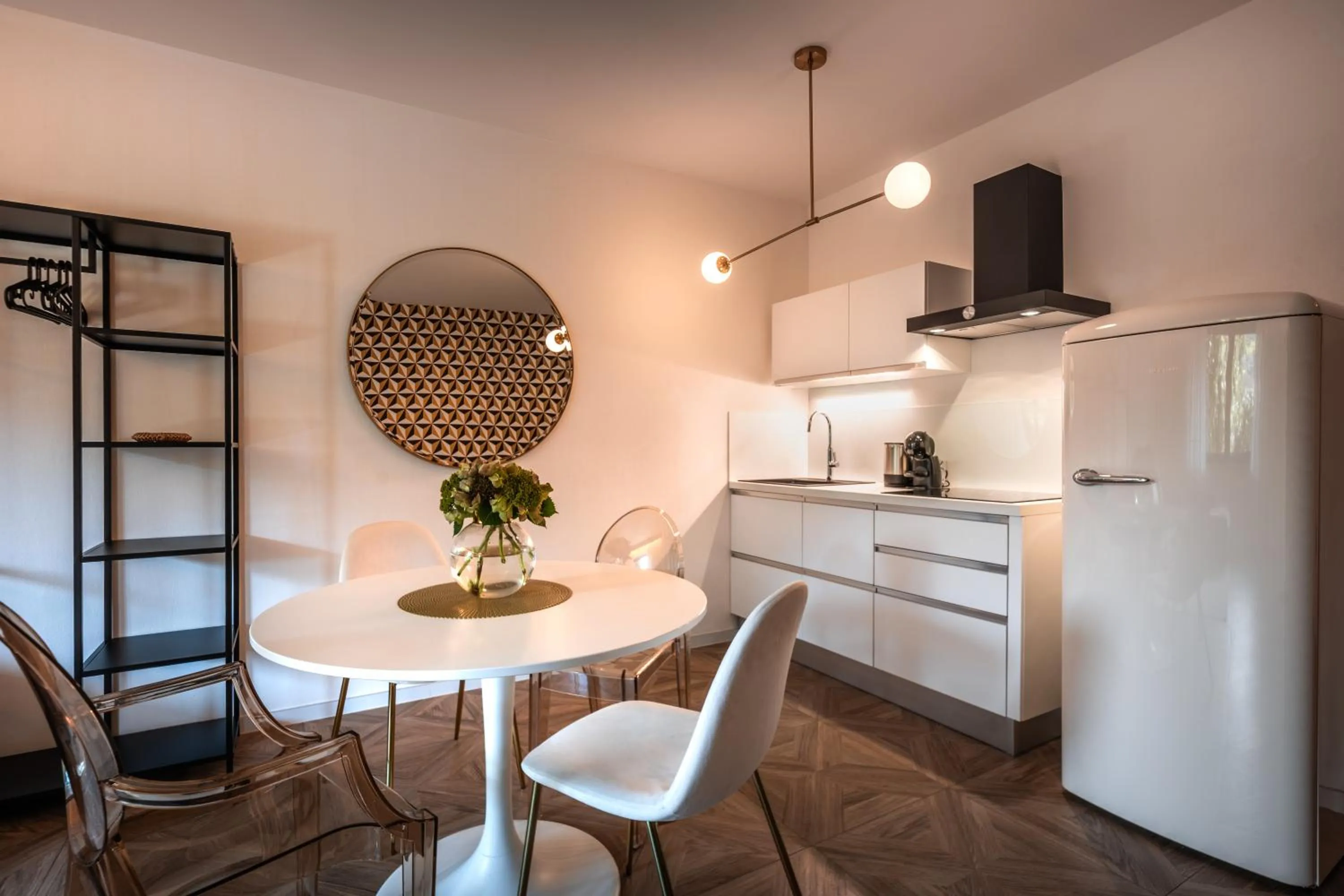 Kitchen or kitchenette in goldfinger + suites