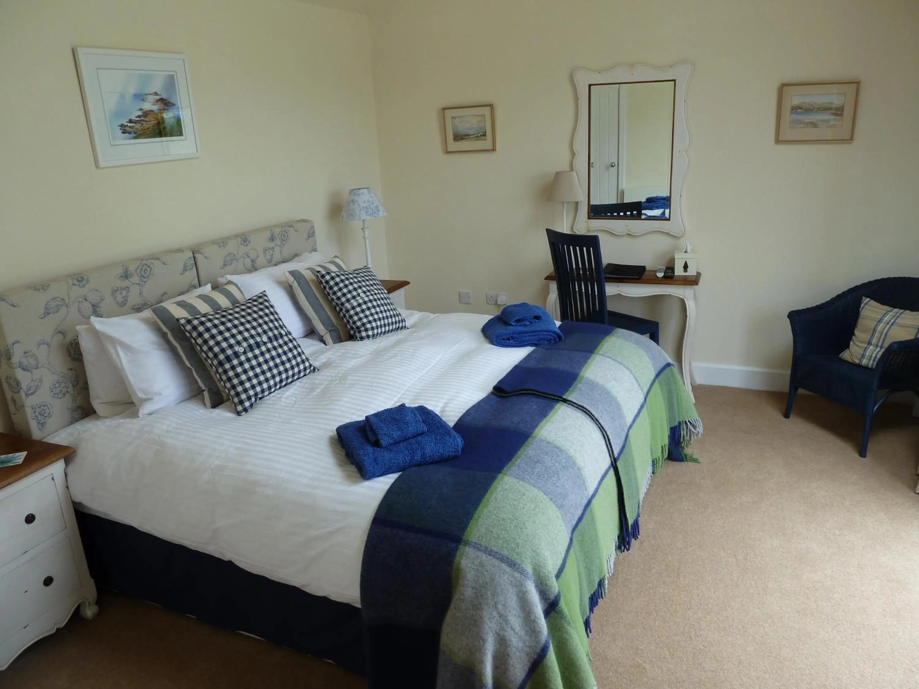 Bed in The Lodge, at Orchard Cottage