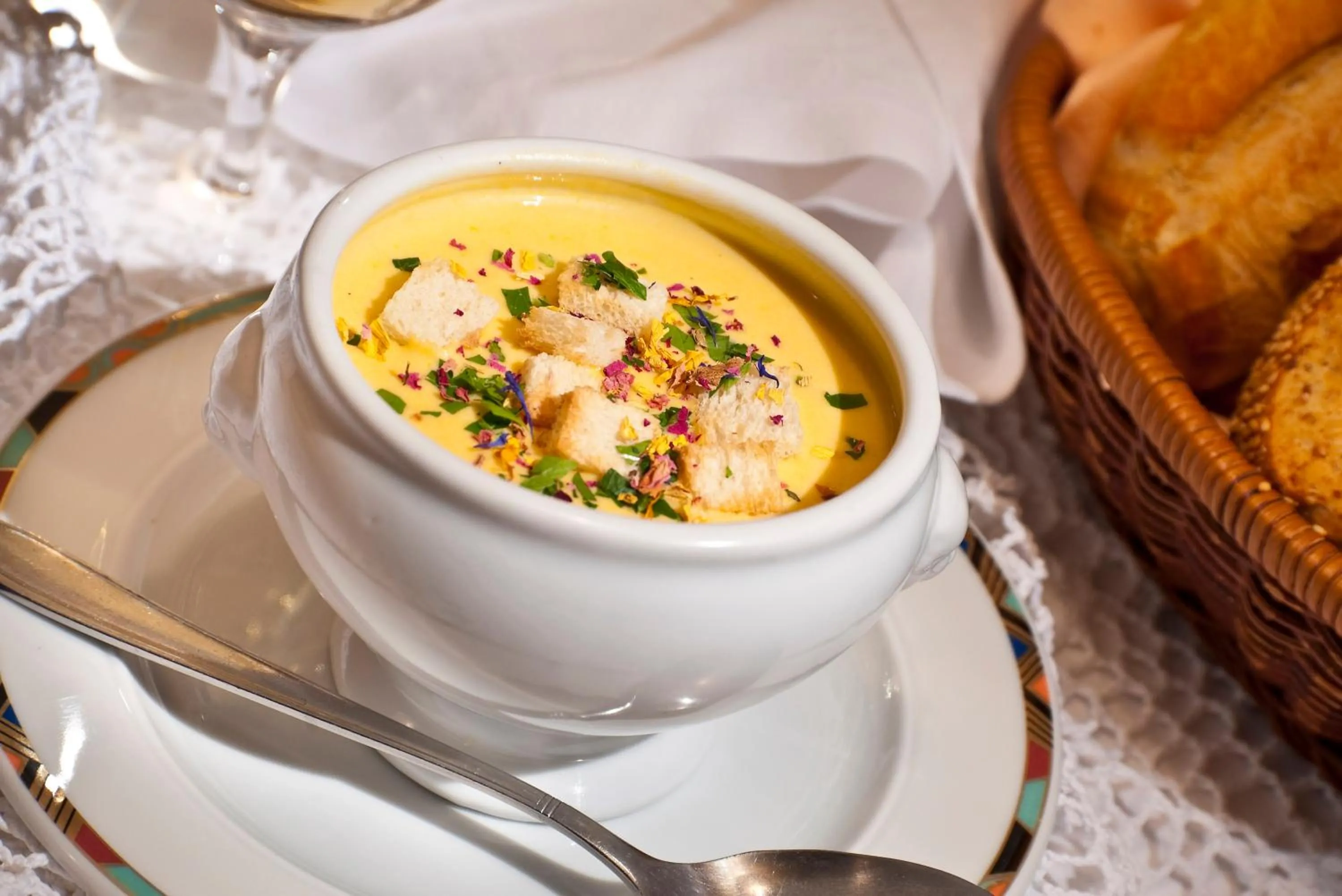 Food and drinks in Geniesserhotel Messnerwirt Olang