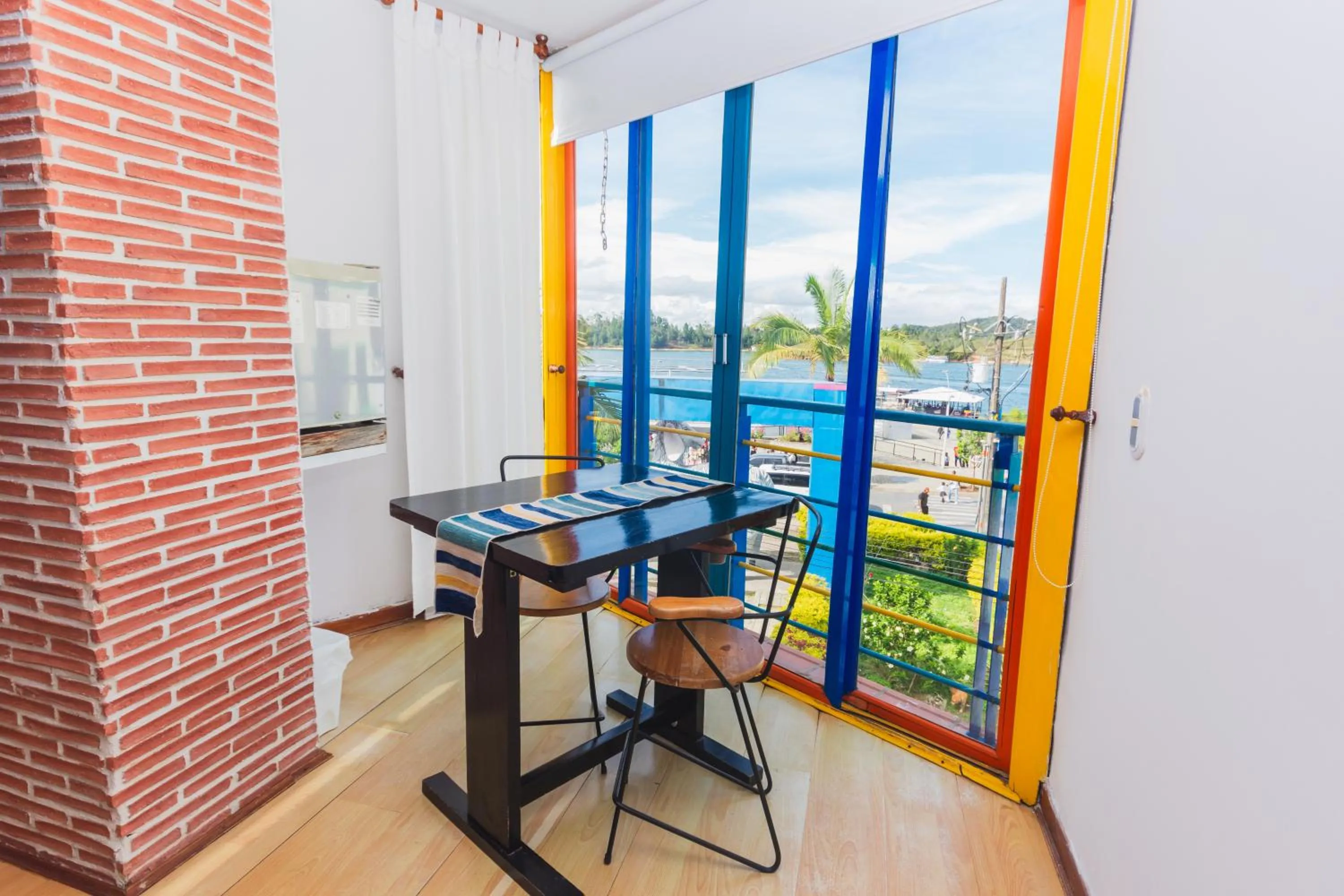 Dining area in Hotel Guatatur