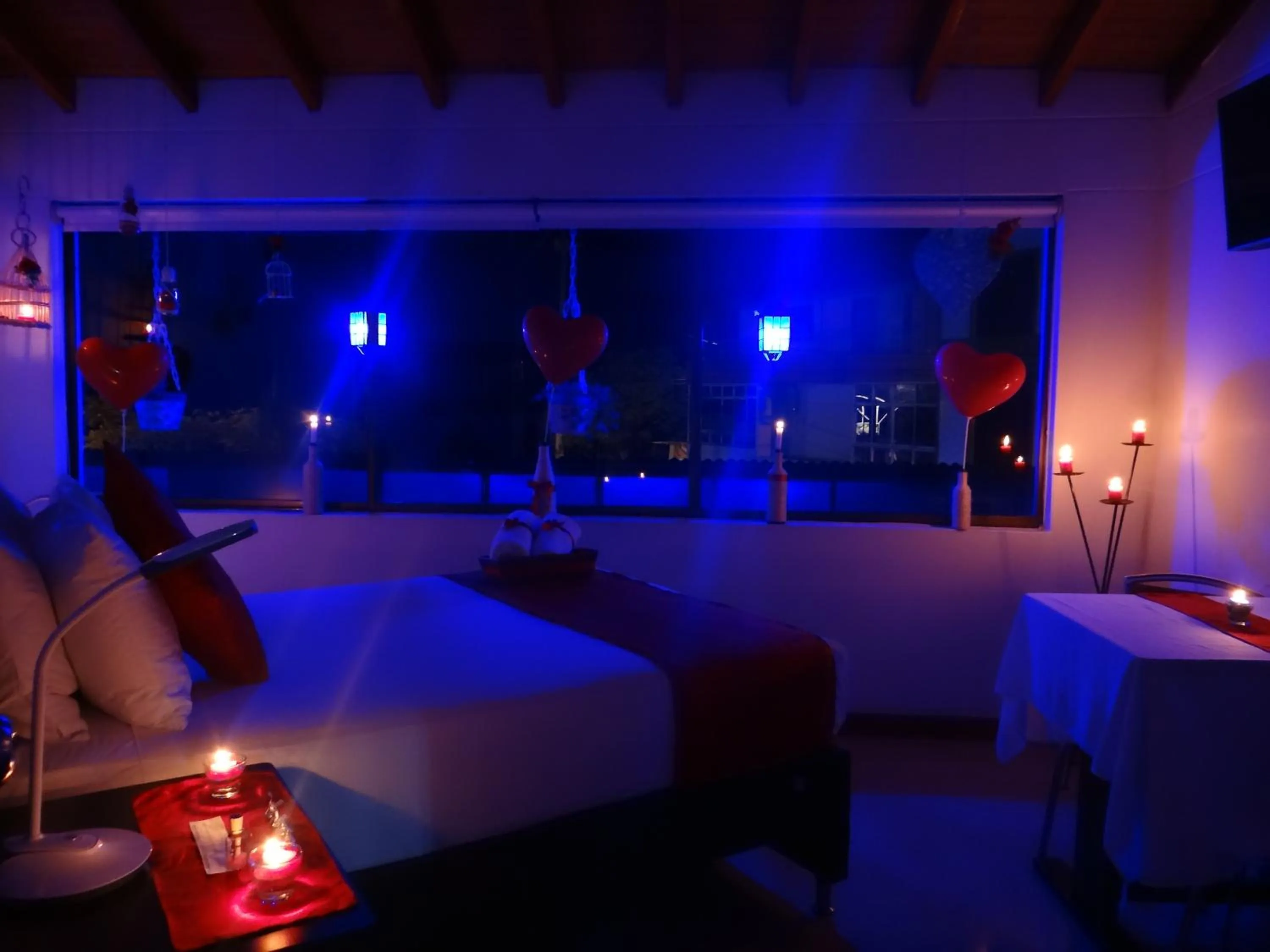 Night in Hotel Guatatur