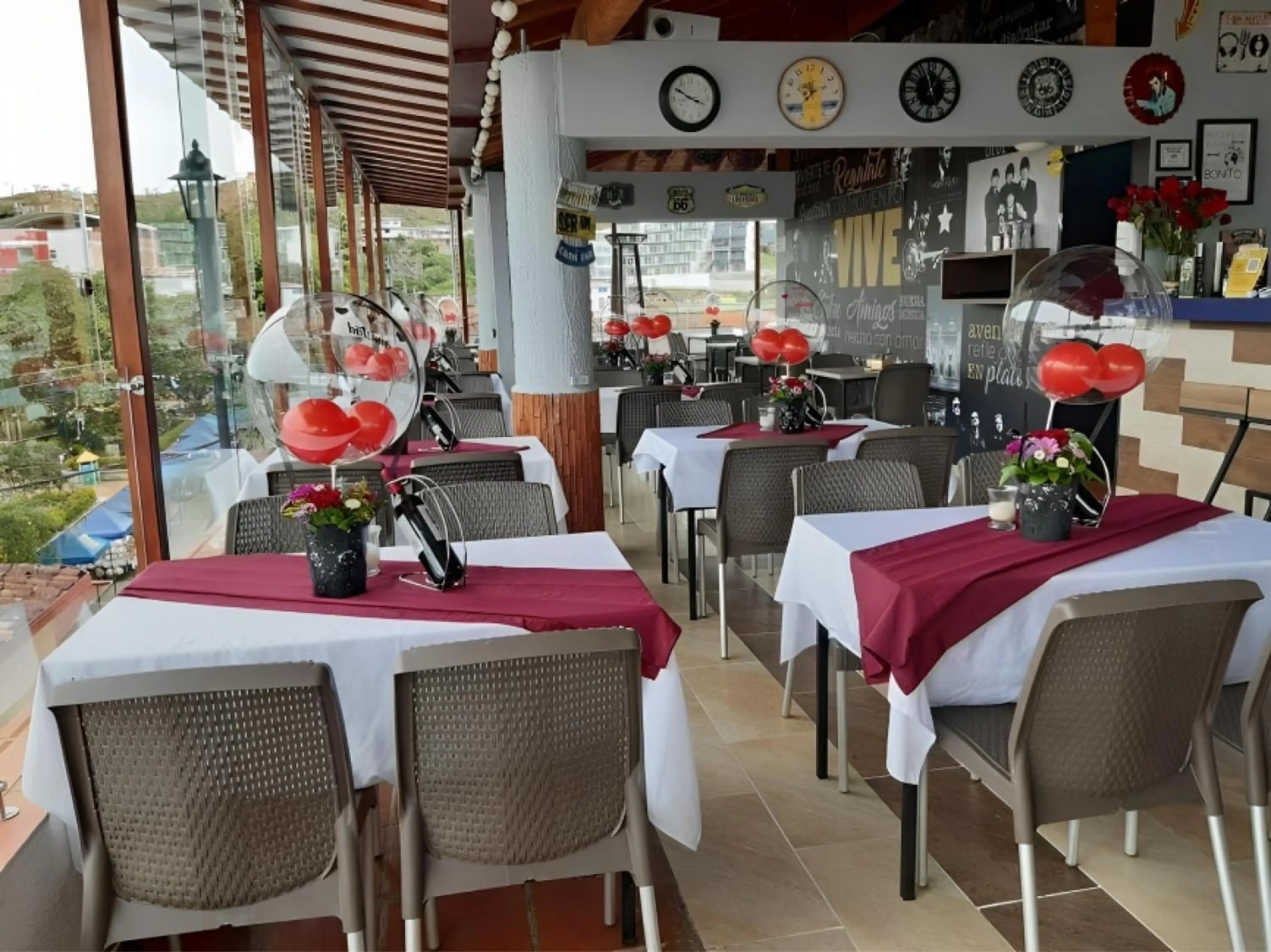 Restaurant/places to eat in Hotel Guatatur
