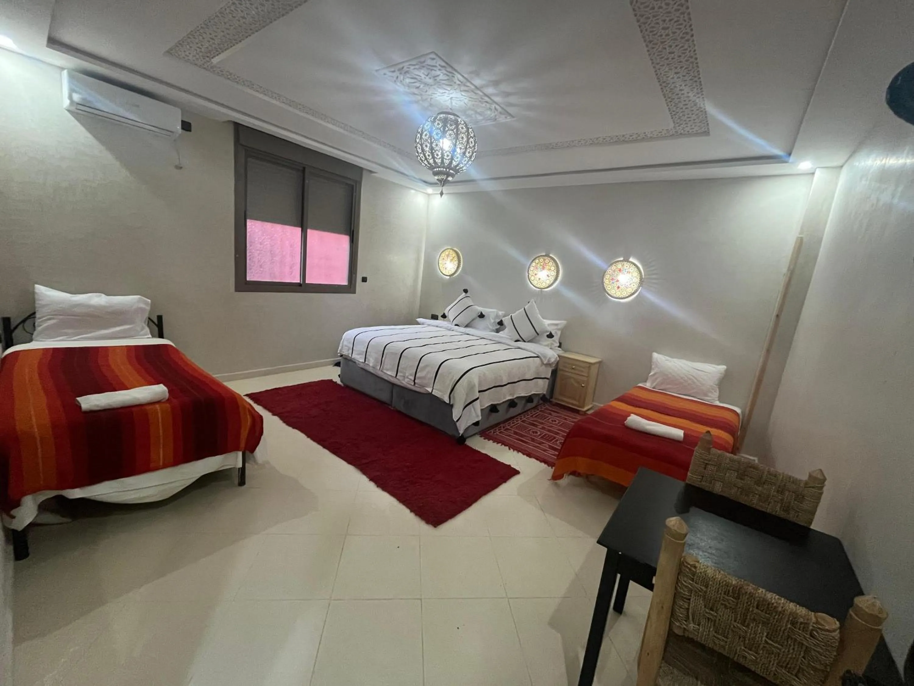 Bed in Hôtel Restaurant Dar Al Madina