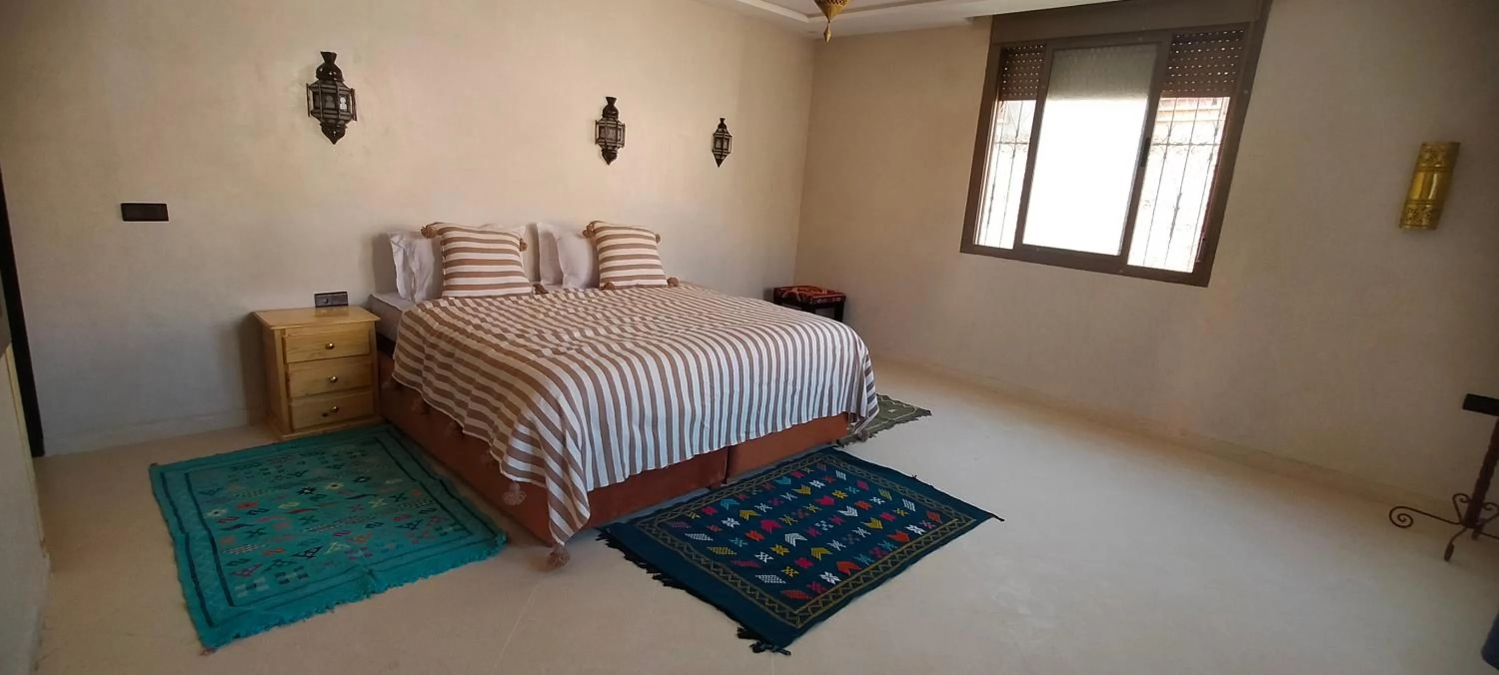 Bed in Hôtel Restaurant Dar Al Madina