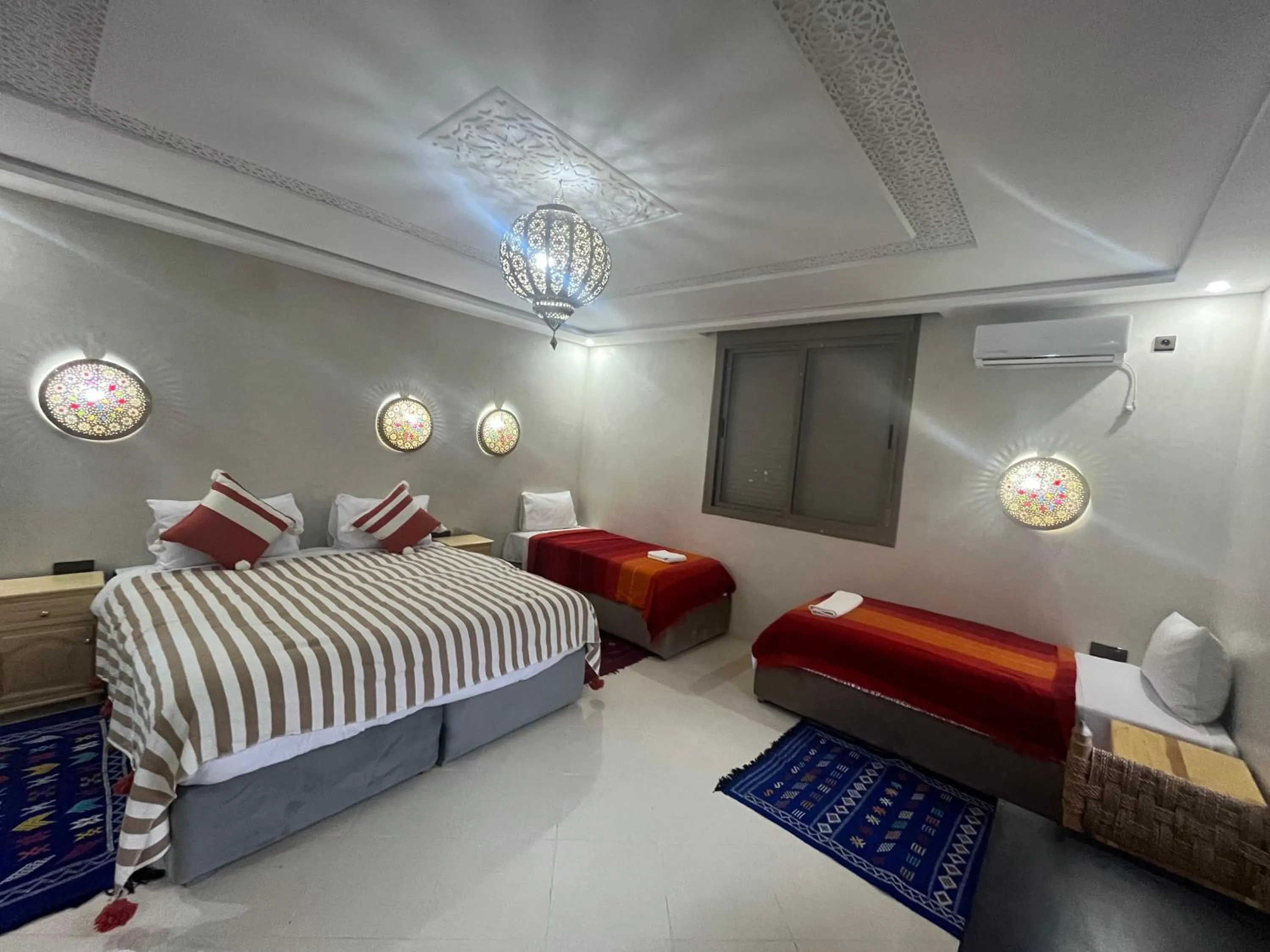 Bed in Hôtel Restaurant Dar Al Madina