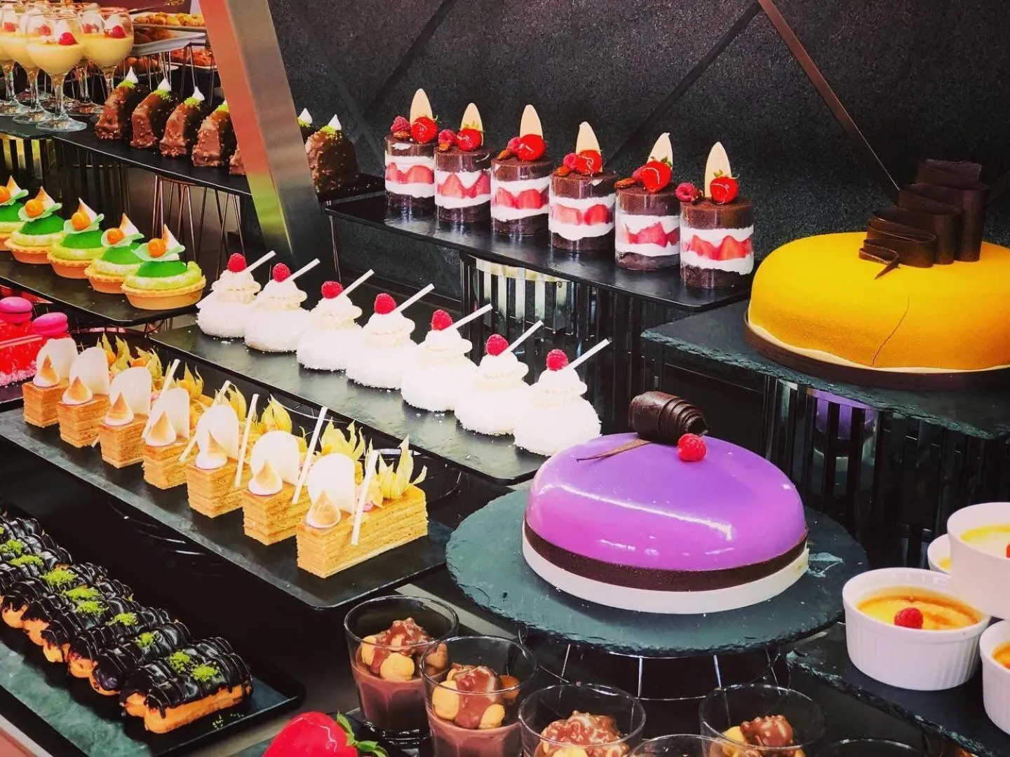 Restaurant/places to eat in HVD Club Bor Ultra All Inclusive - Private Beach & Free parking