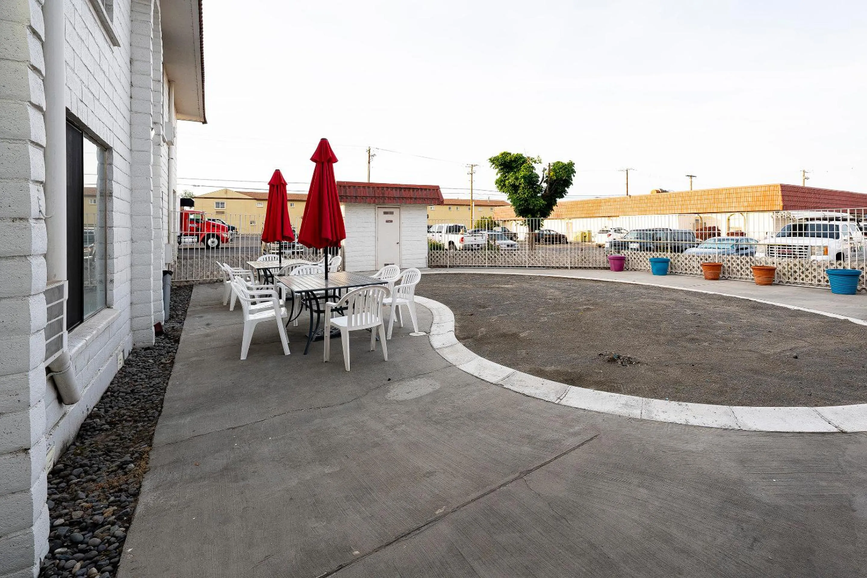 Garden in OYO Hotel Hermiston OR, Downtown