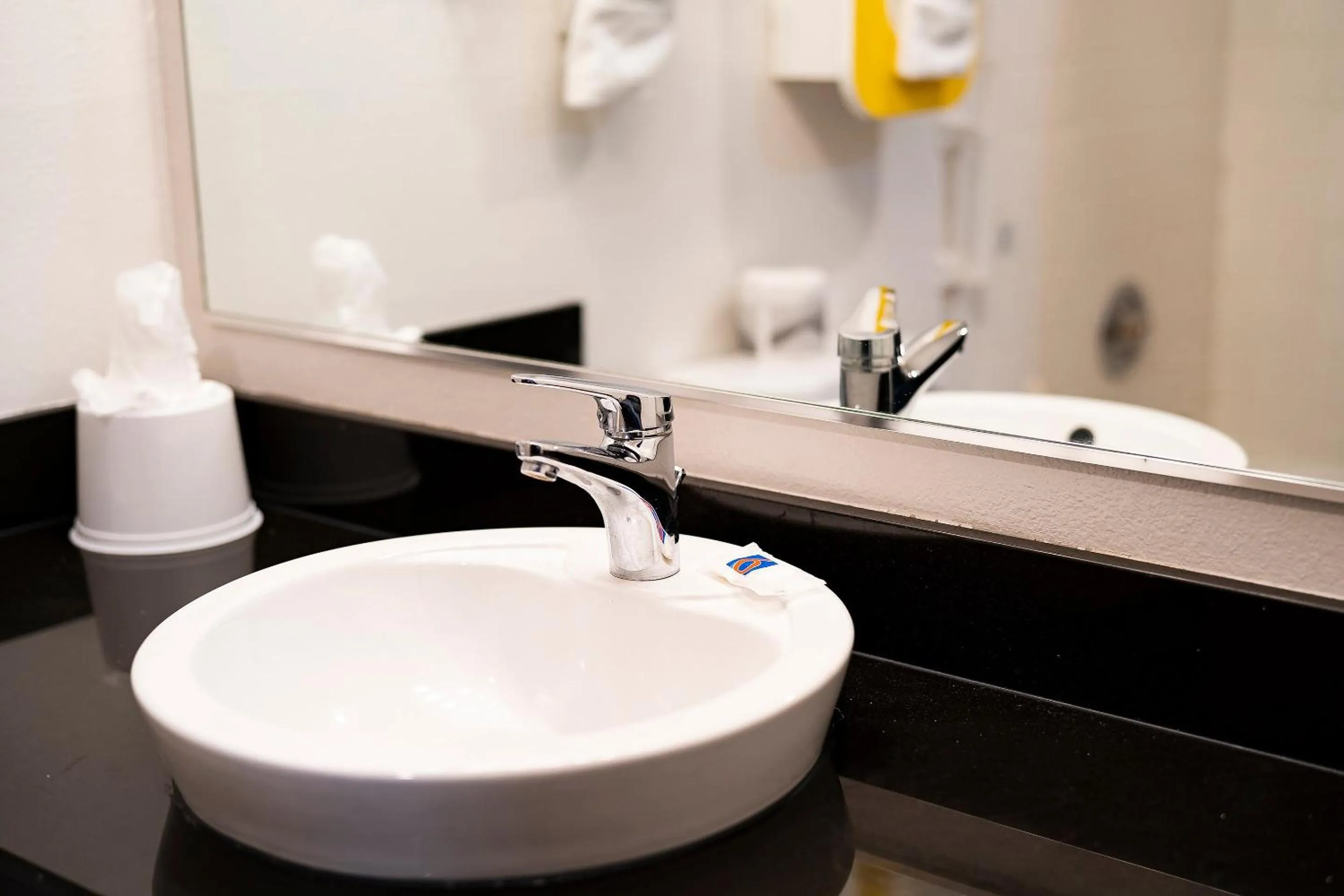 Bedroom in OYO Hotel Hermiston OR, Downtown