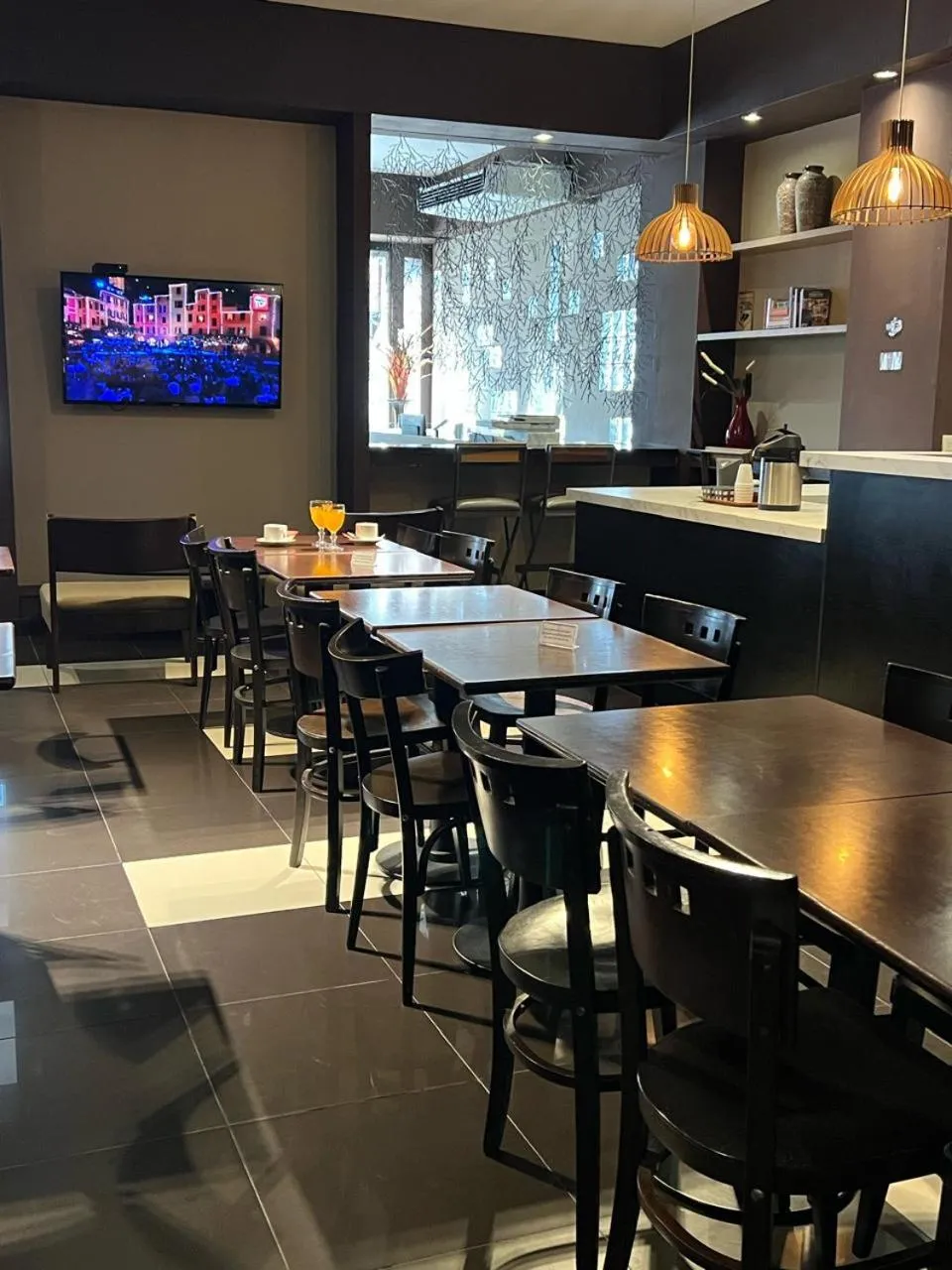 TV and multimedia in Uno Buenos Aires Suites