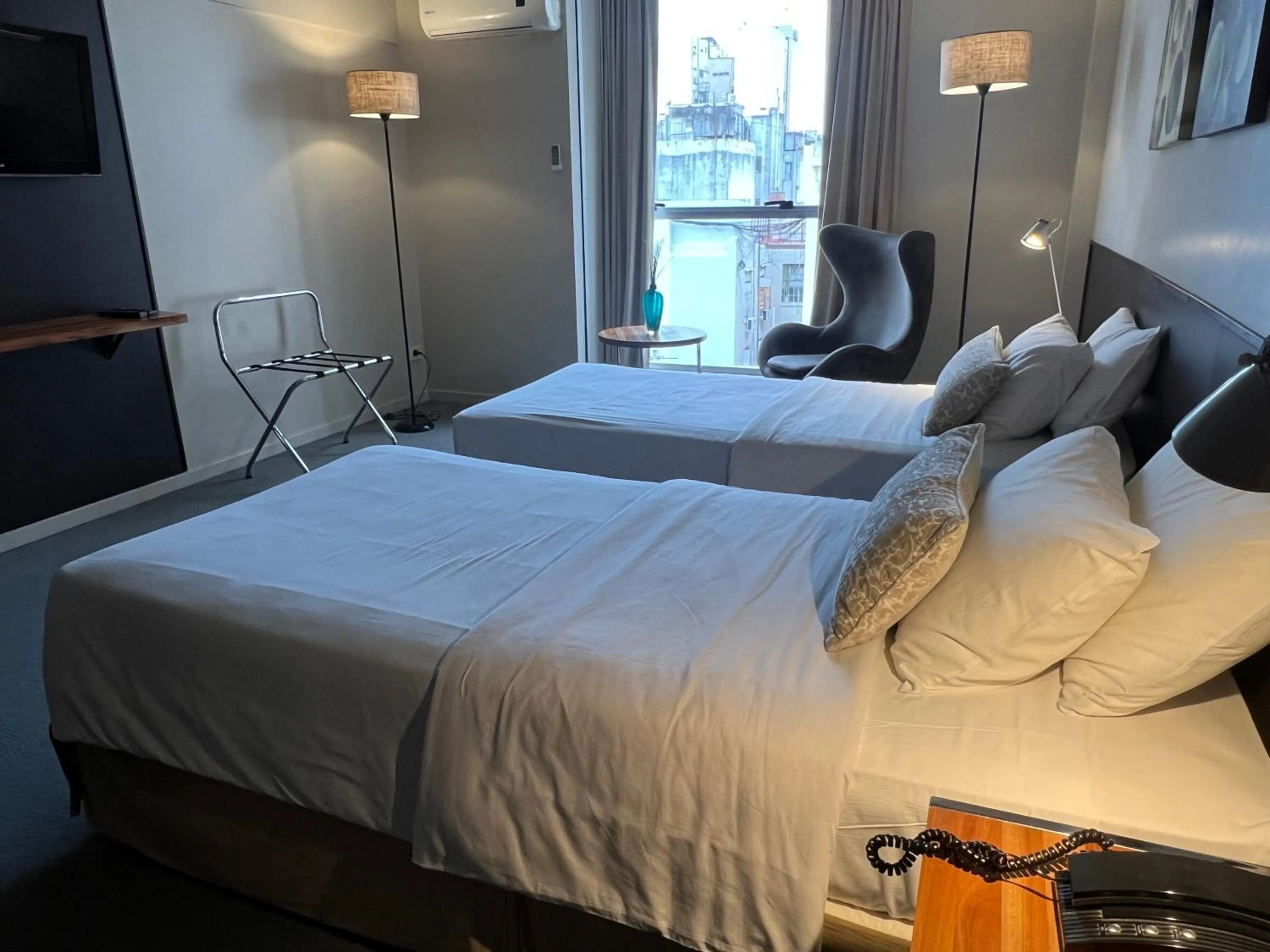 TV and multimedia, Bed in Uno Buenos Aires Suites