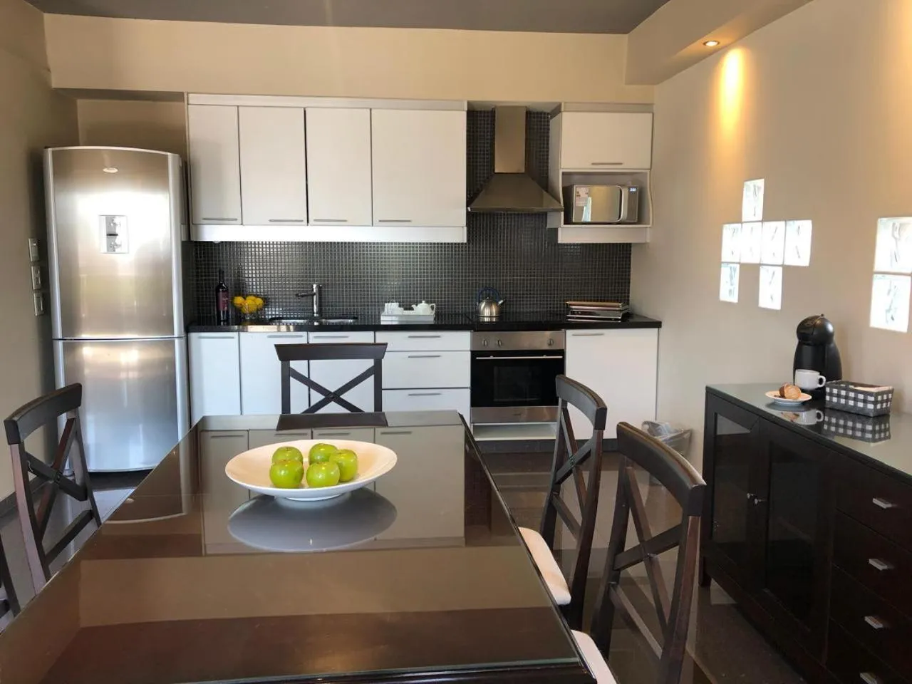 Dining area in Uno Buenos Aires Suites