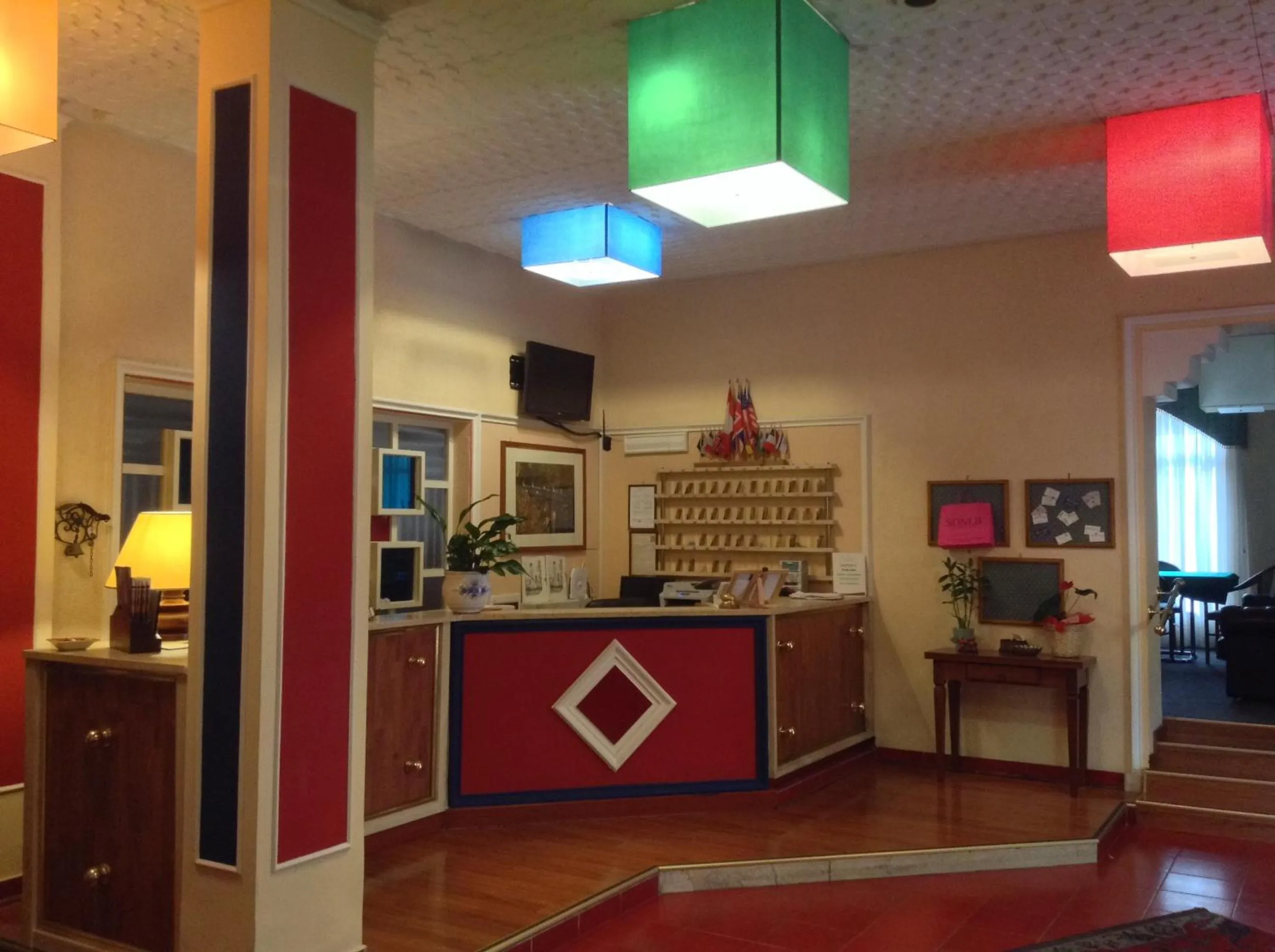 Lobby or reception in Hotel Iris Crillon