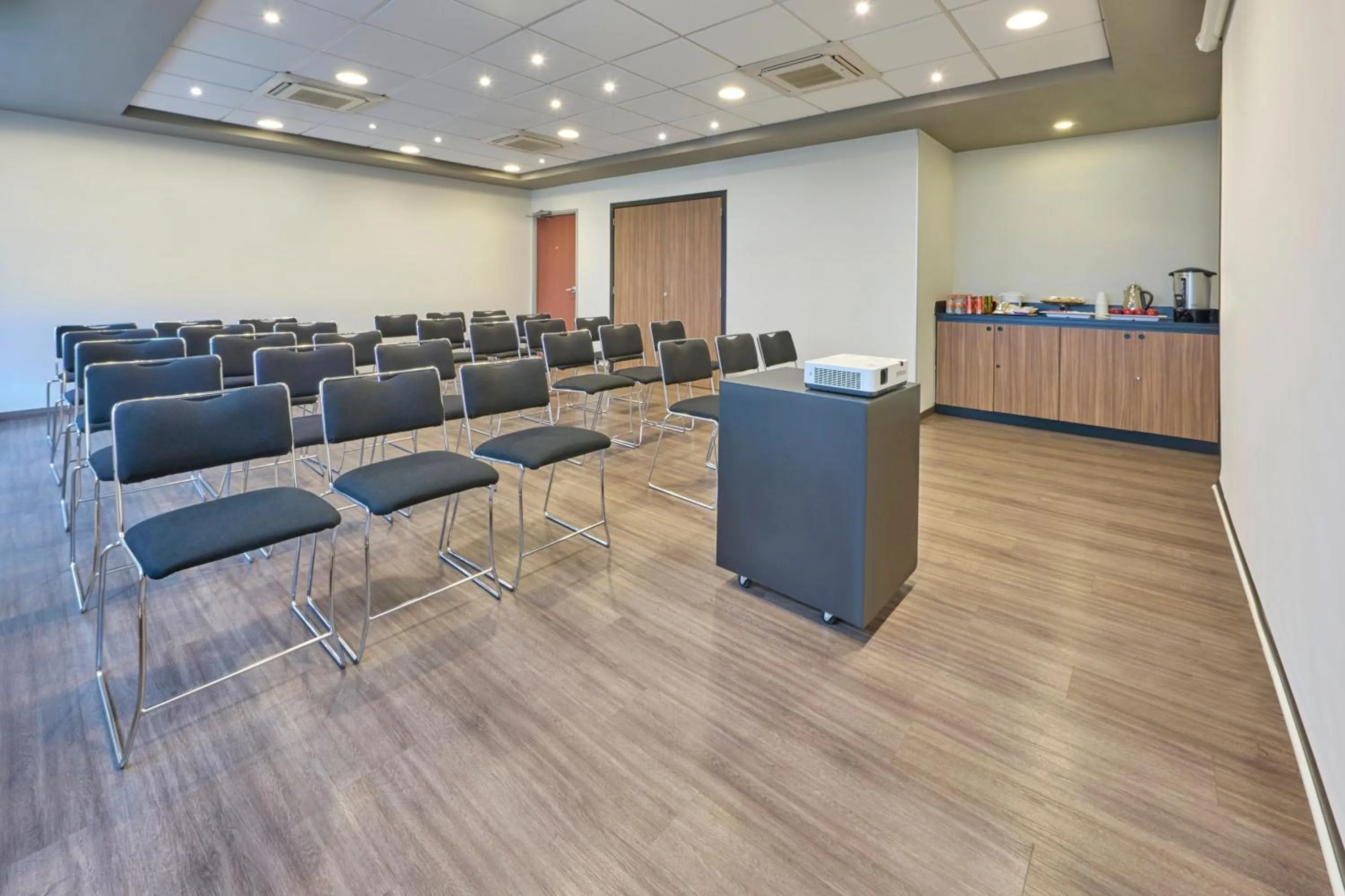 Meeting/conference room in City Express by Marriott Toluca