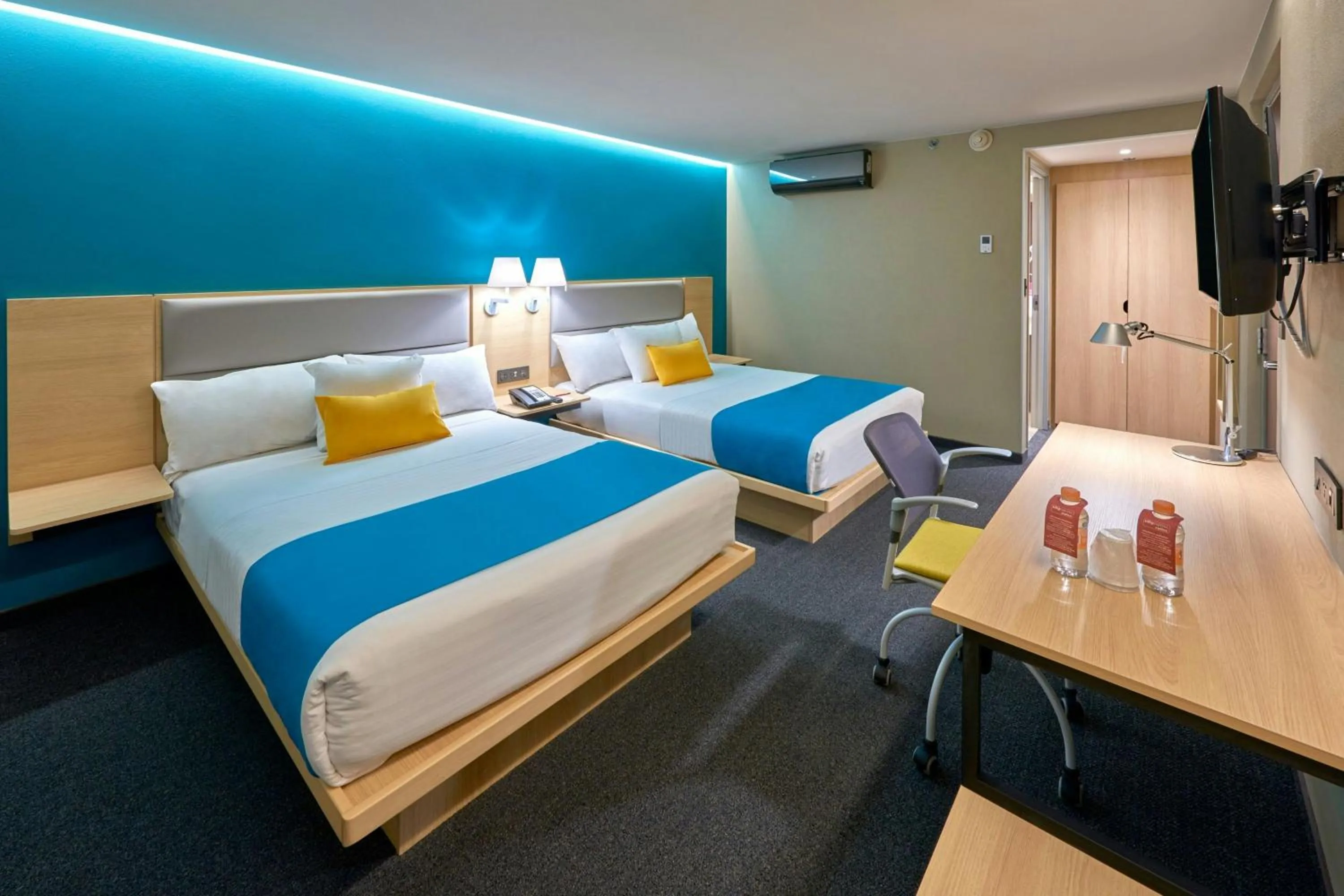 Bedroom, Bed in City Express by Marriott Toluca