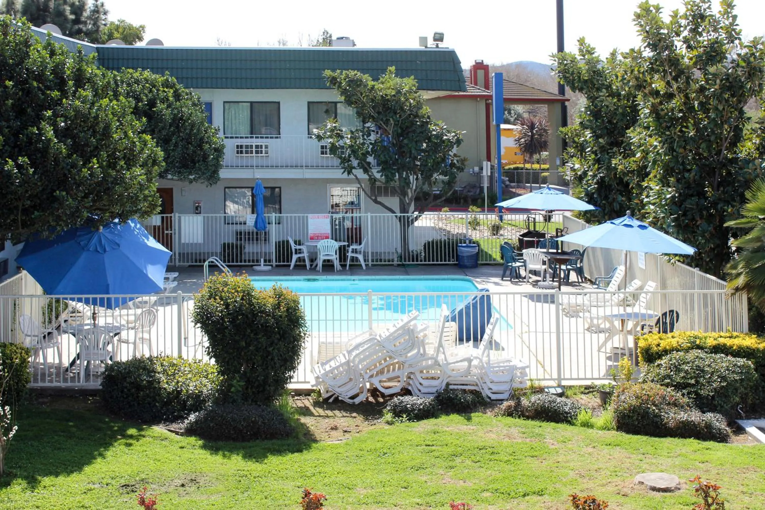Swimming pool in Motel 6-King City, CA