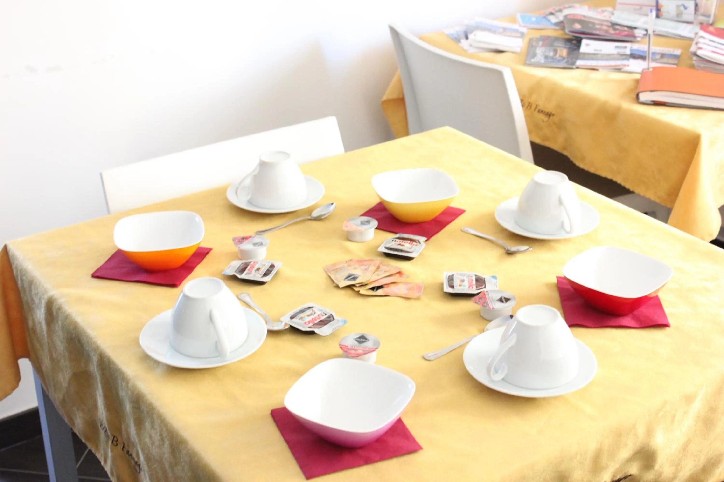 Food and drinks in B&B Fanzago