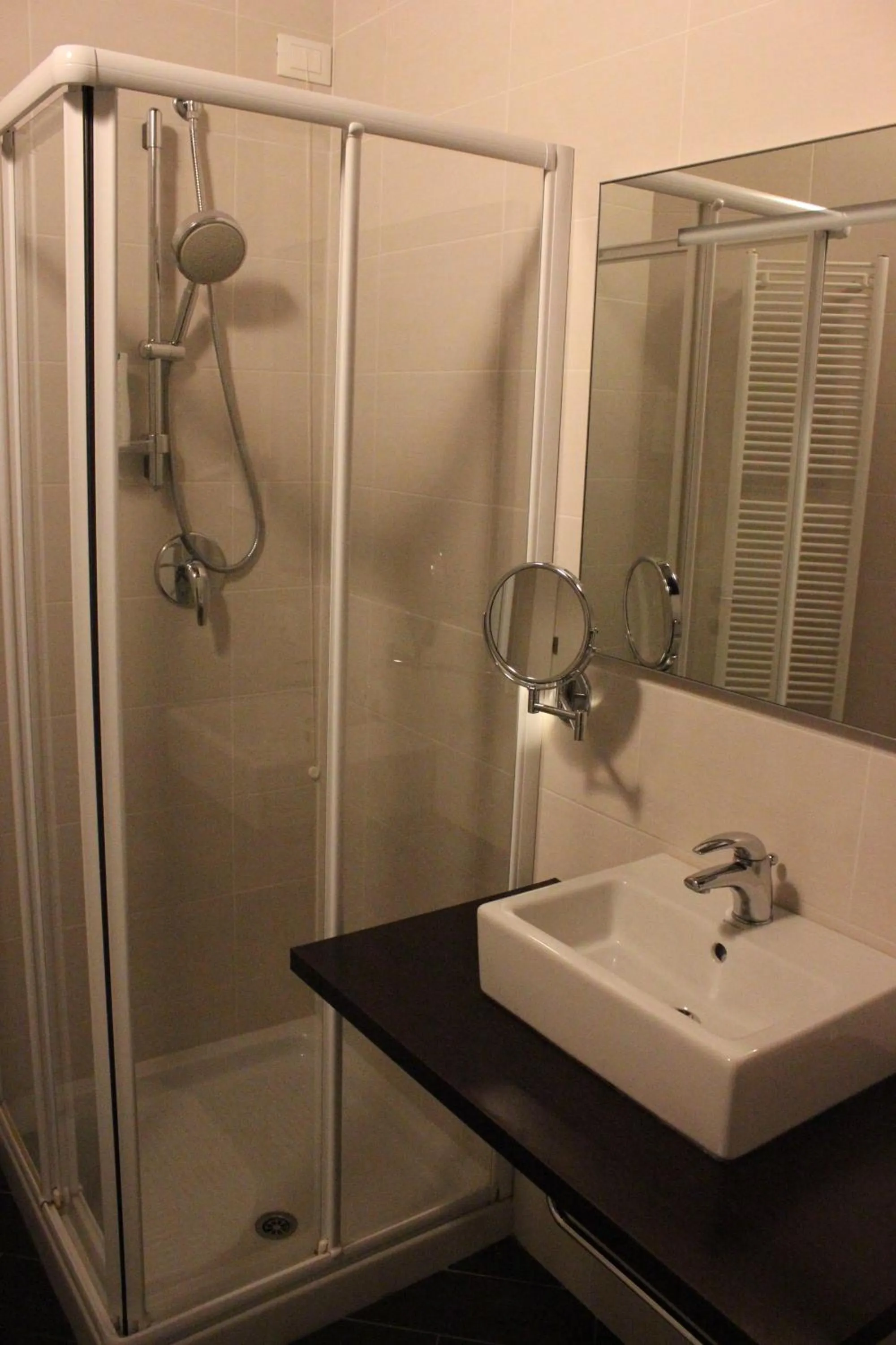 Shower in B&B Fanzago