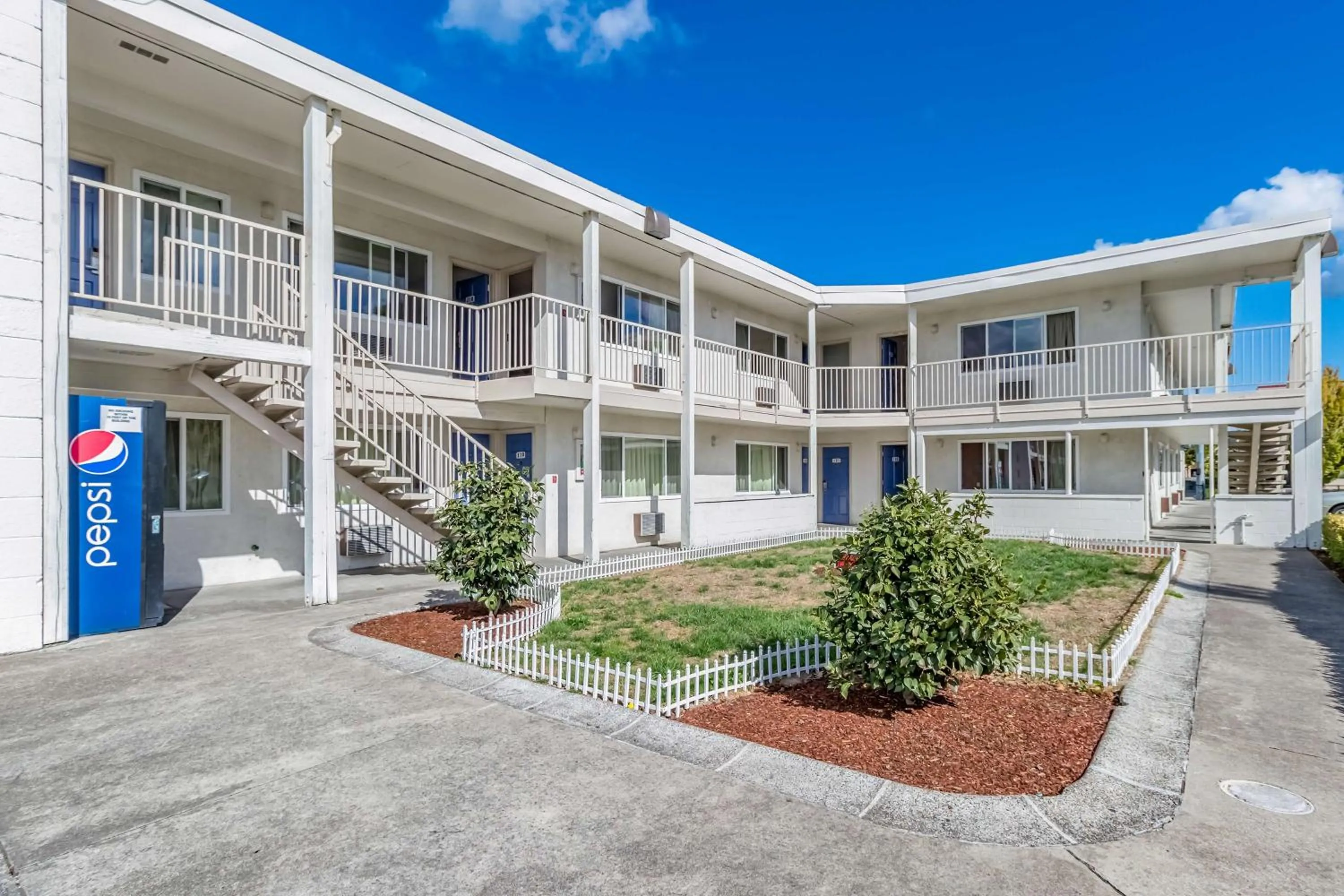 Property building in Motel 6-Beaverton, OR