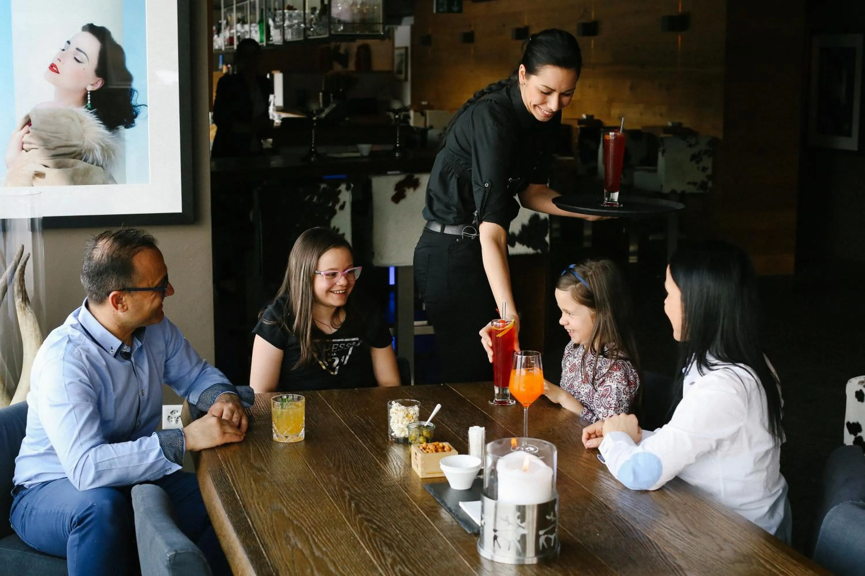 Staff in Nira Alpina
