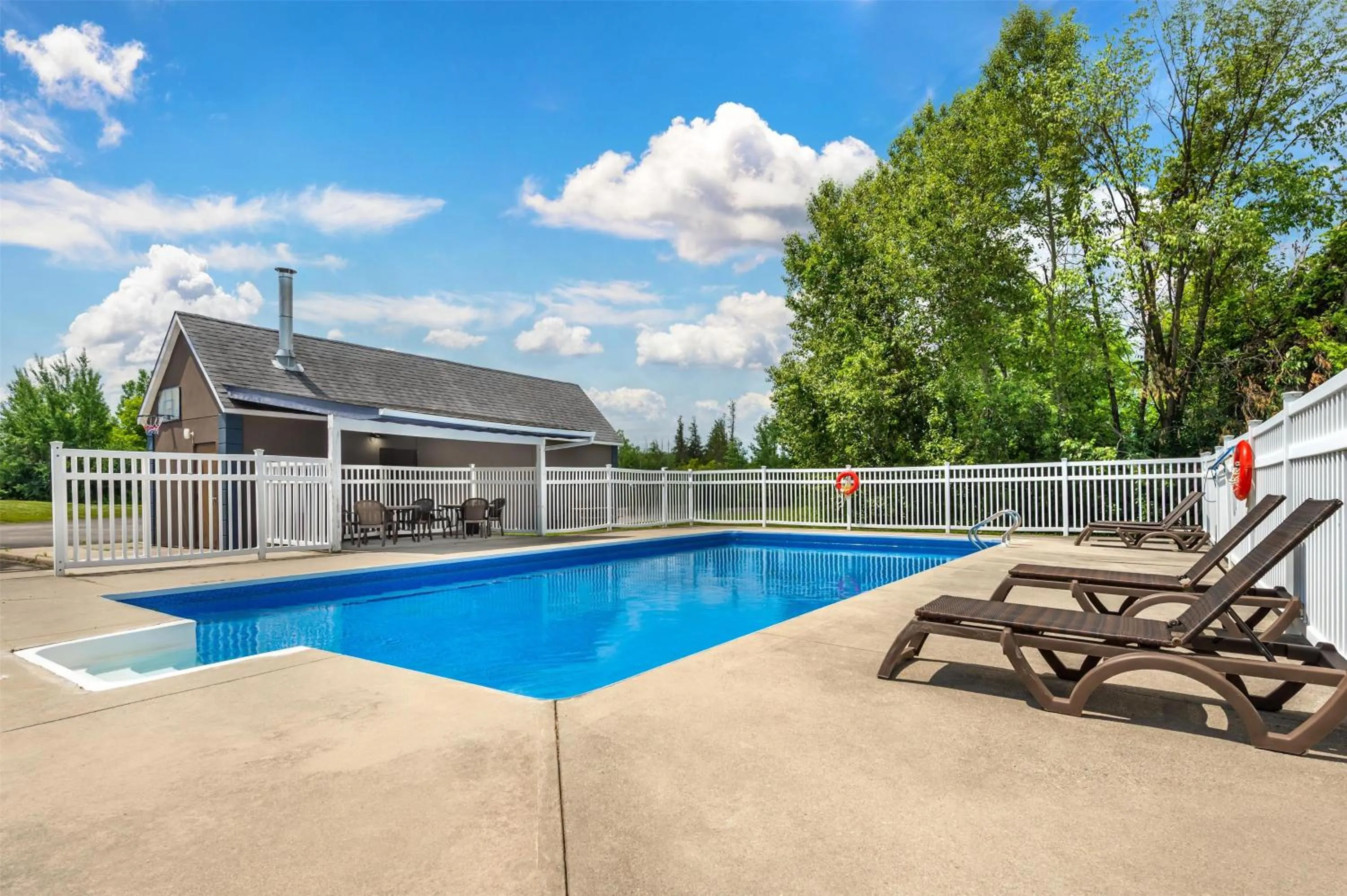 Pool view in Best Western Smiths Falls Hotel