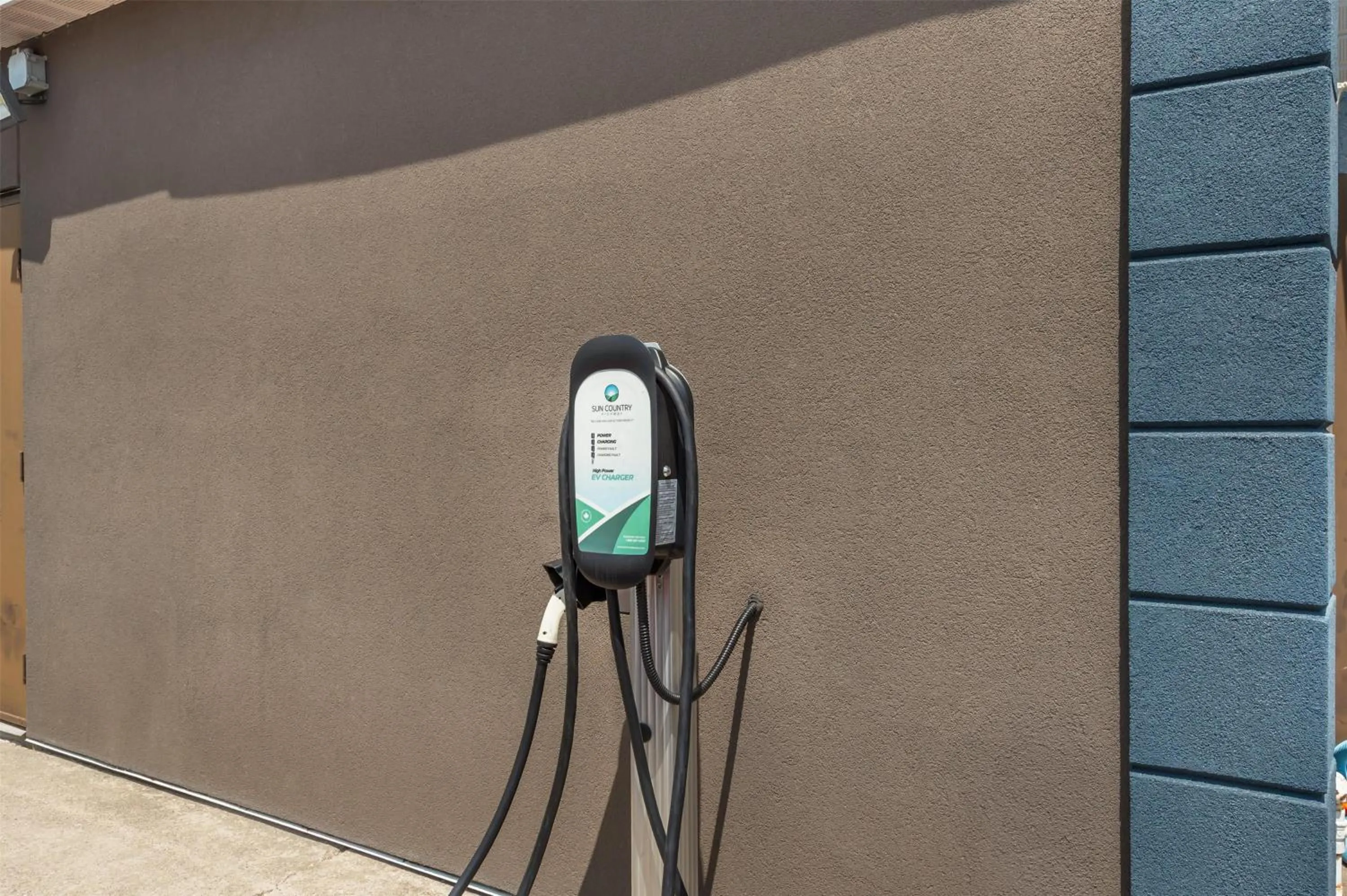 Property building in Best Western Smiths Falls Hotel