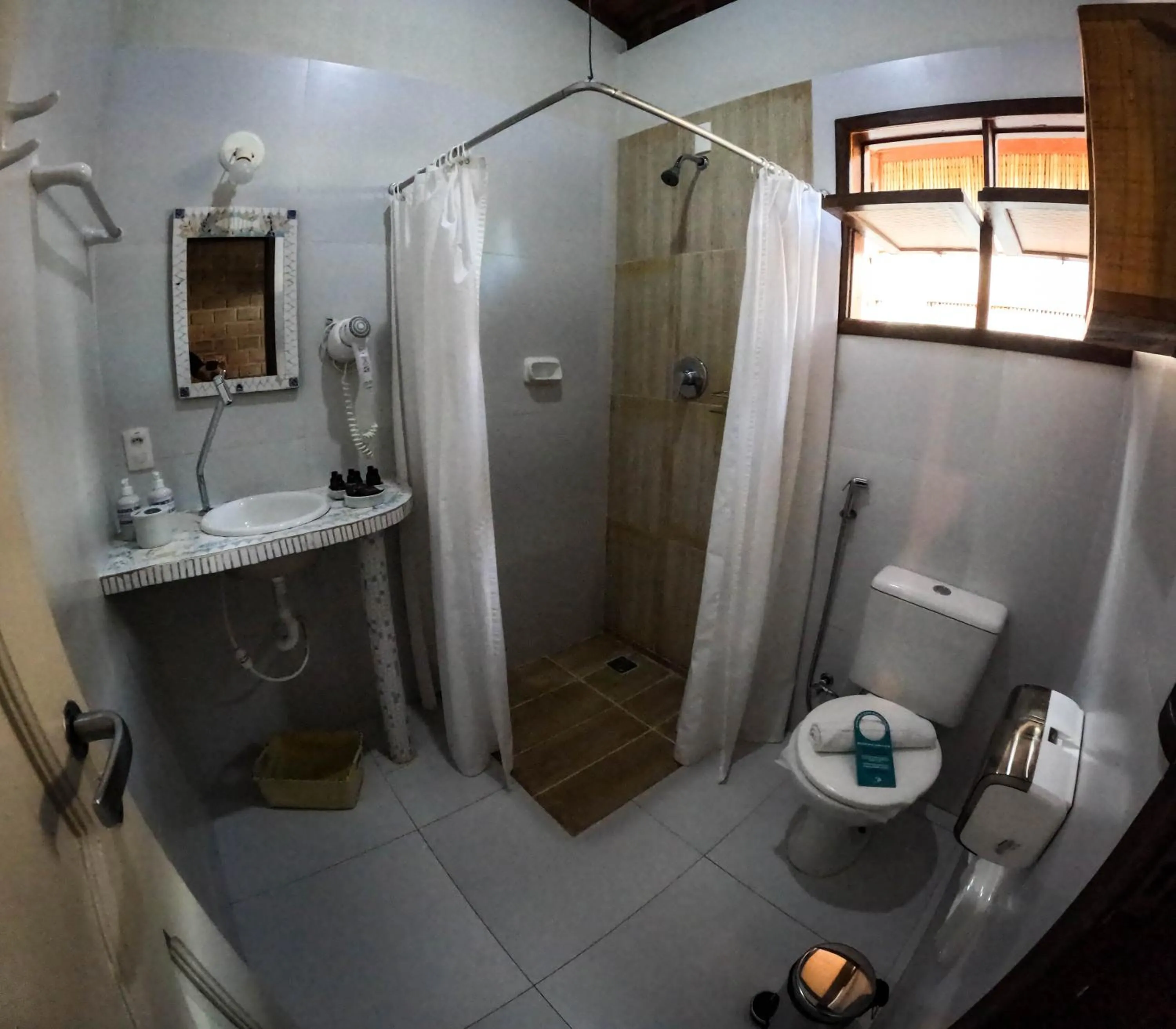 Bathroom in Pousada Mar Aberto