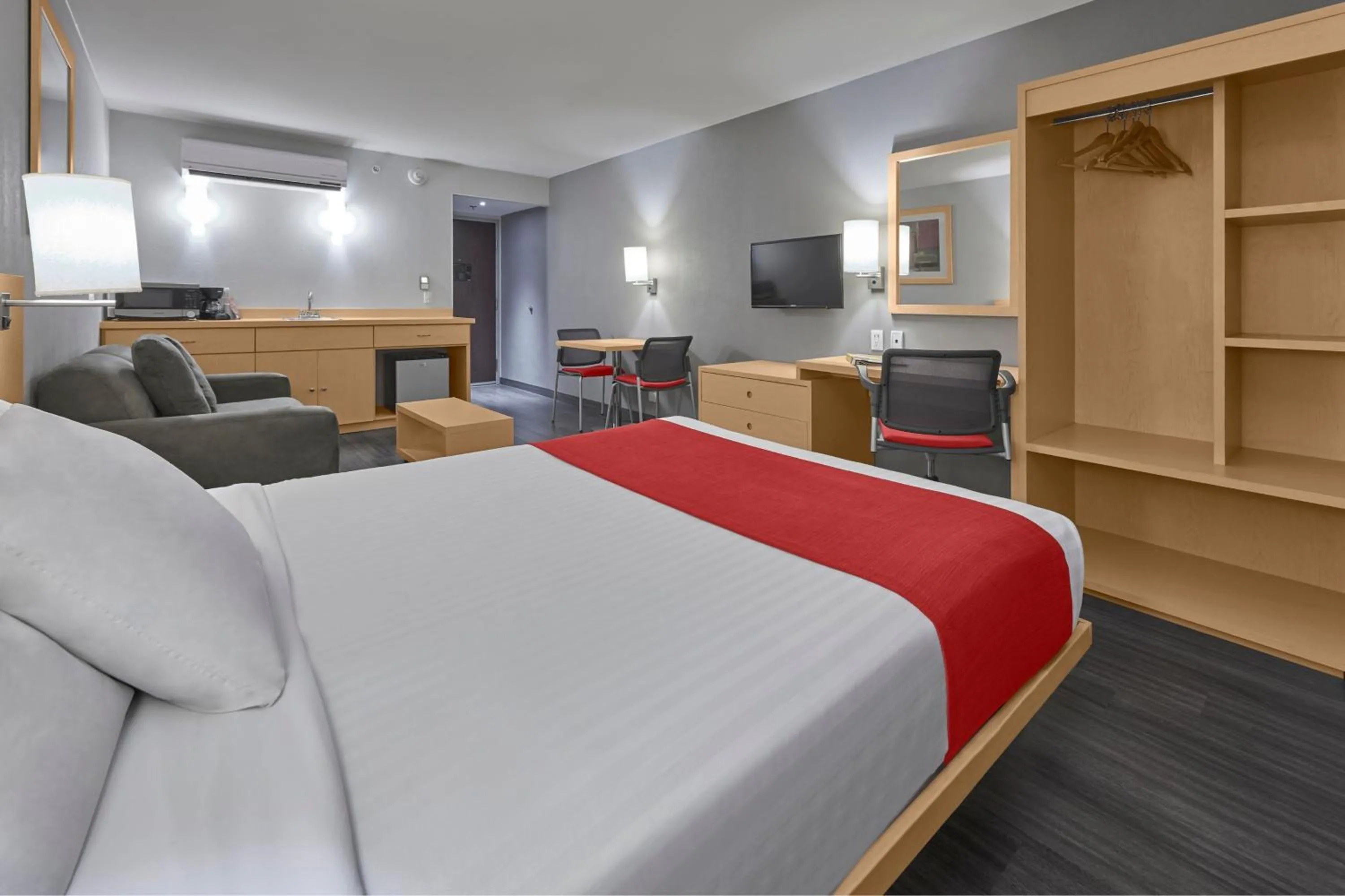 Bedroom, Bed in City Express by Marriott Torreon
