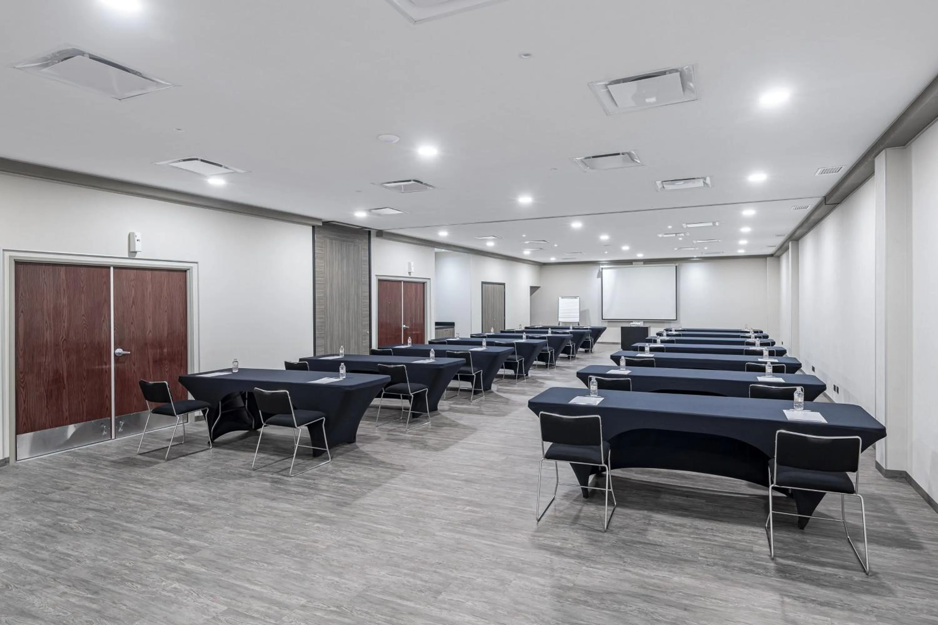 Meeting/conference room in City Express by Marriott Torreon