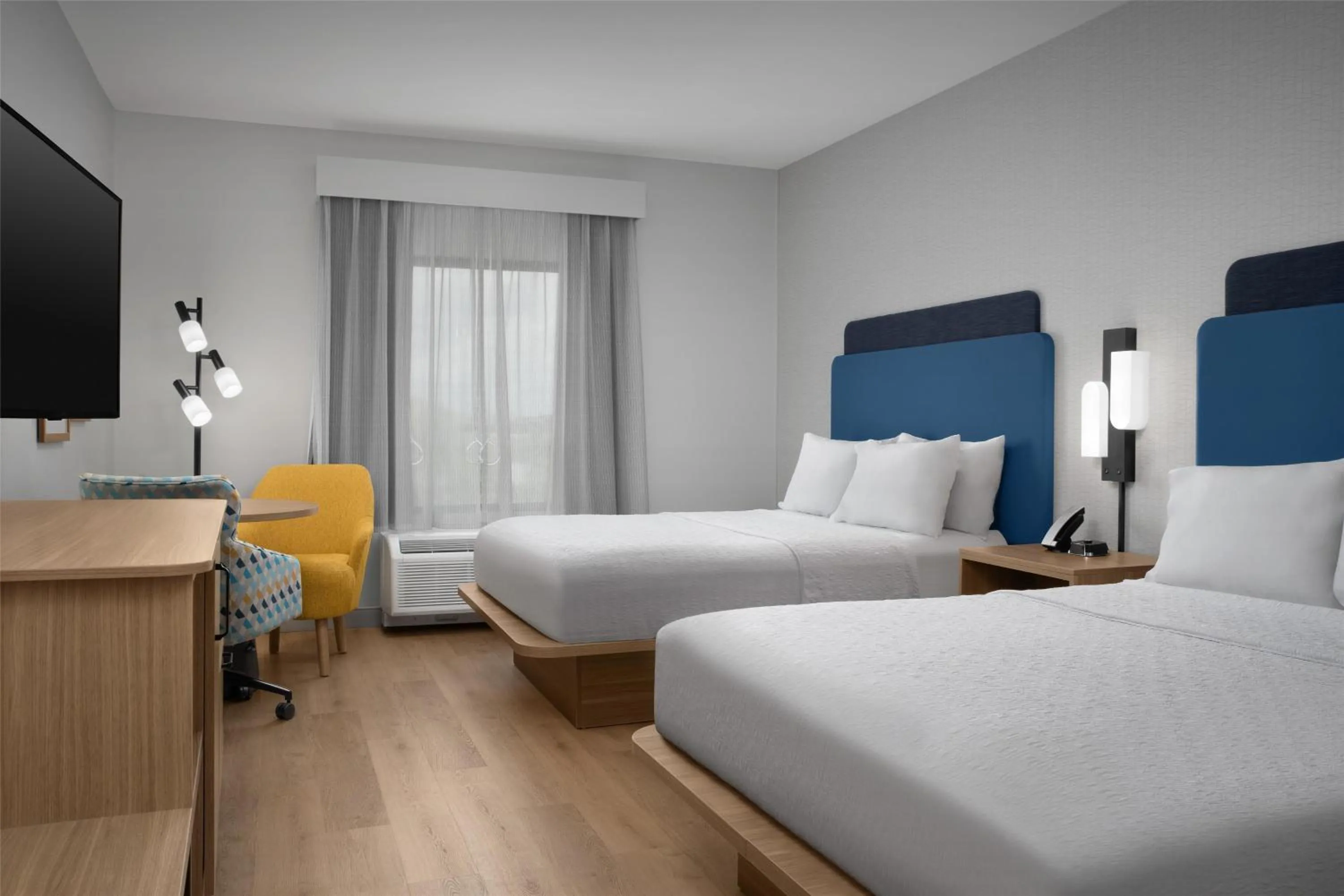 Bed in Hampton Inn & Suites Tupelo/Barnes Crossing