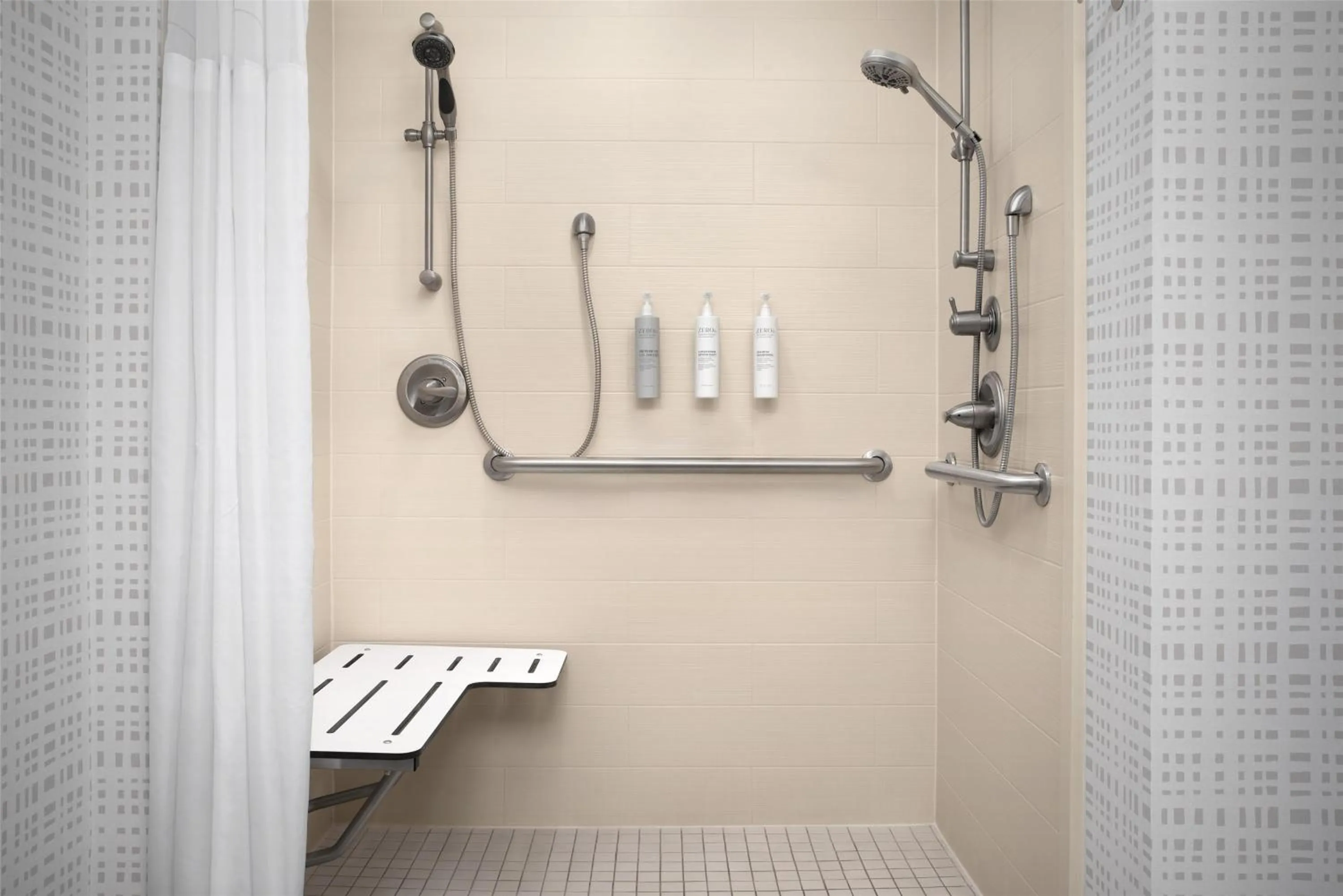 Bathroom in Hampton Inn & Suites Tupelo/Barnes Crossing