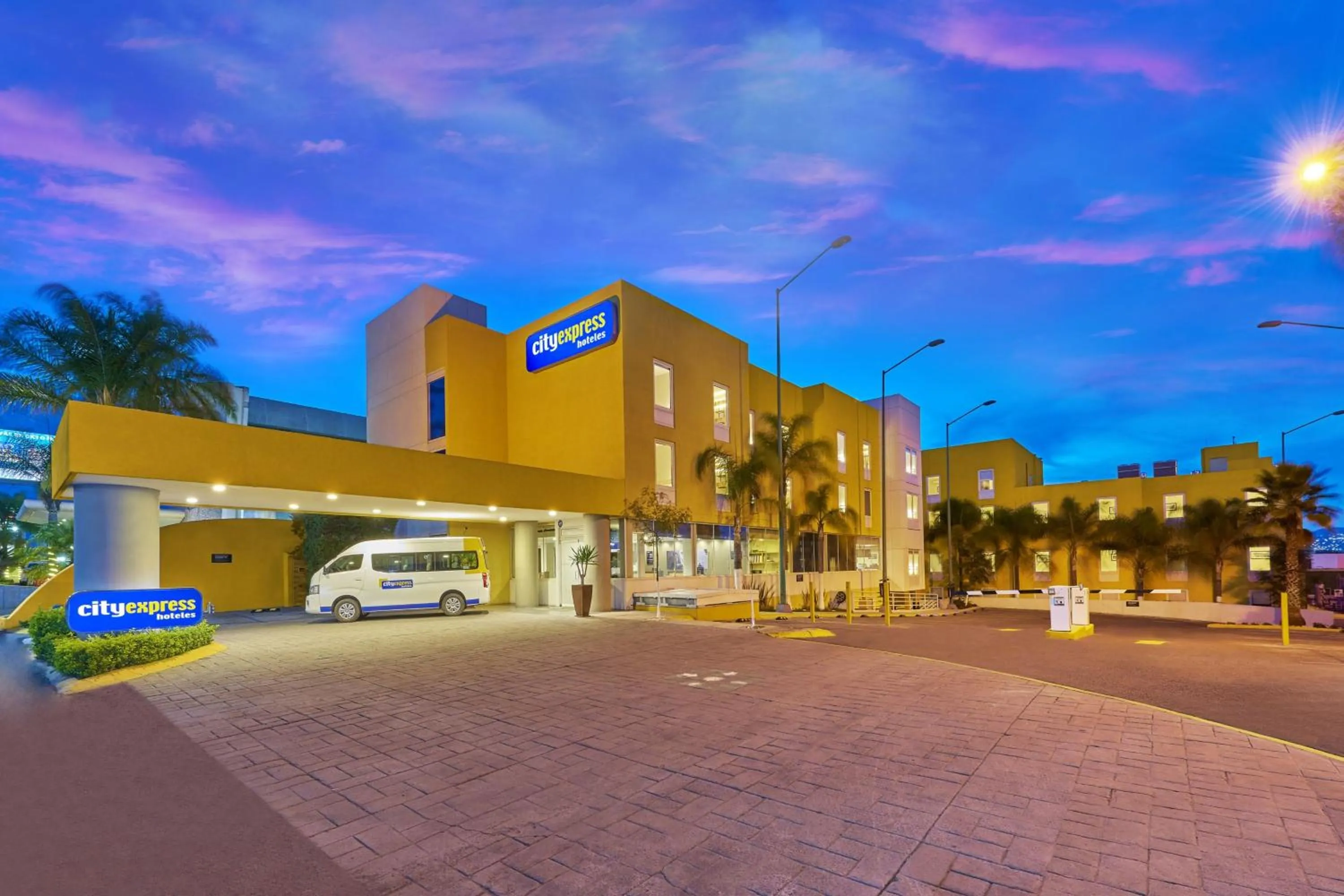 Property building in City Express by Marriott Queretaro Autopista