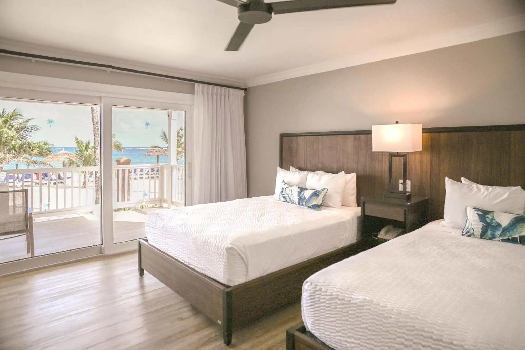 Bedroom, Bed in St. James's Club Resort - All Inclusive