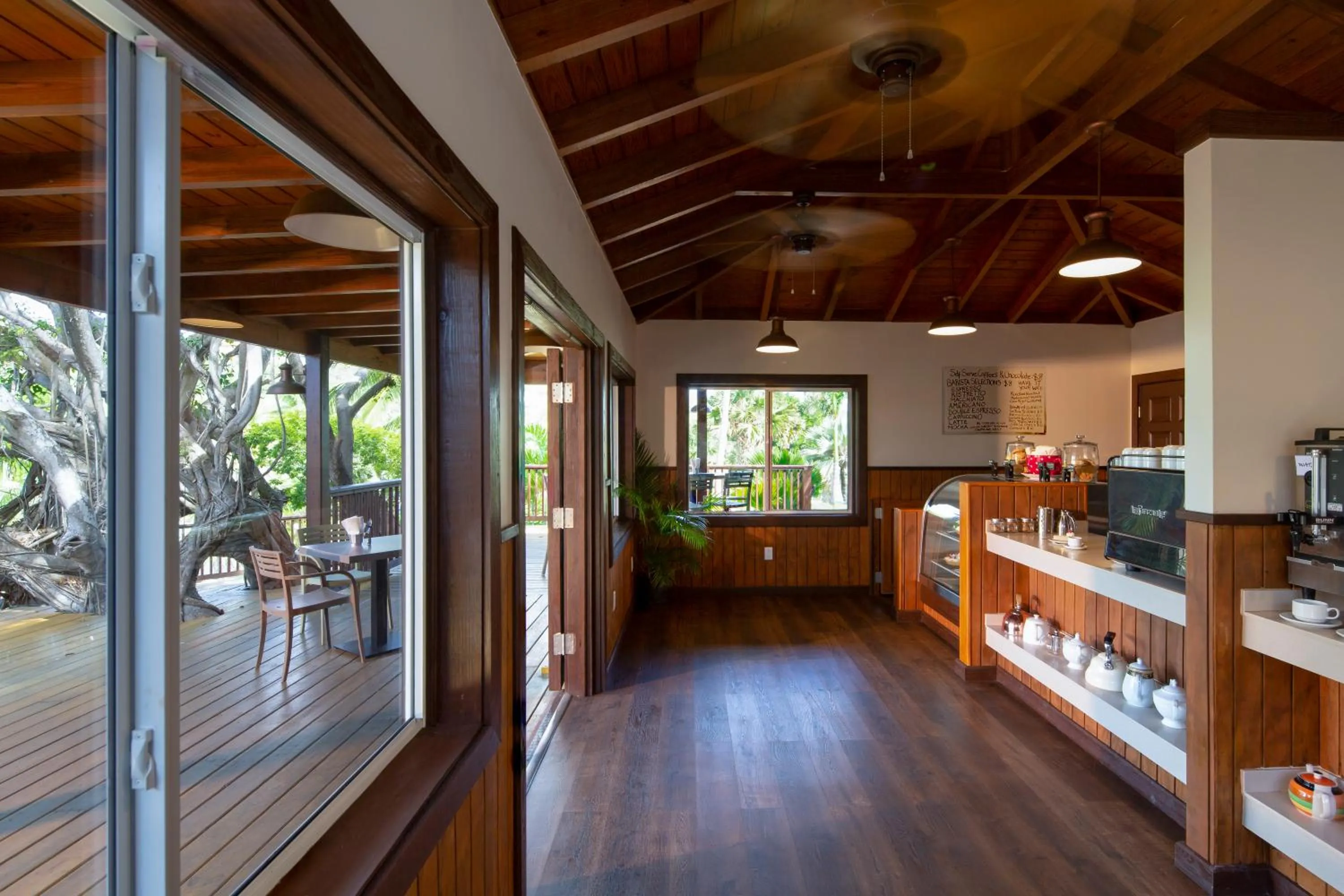 Restaurant/places to eat in St. James's Club Resort - All Inclusive