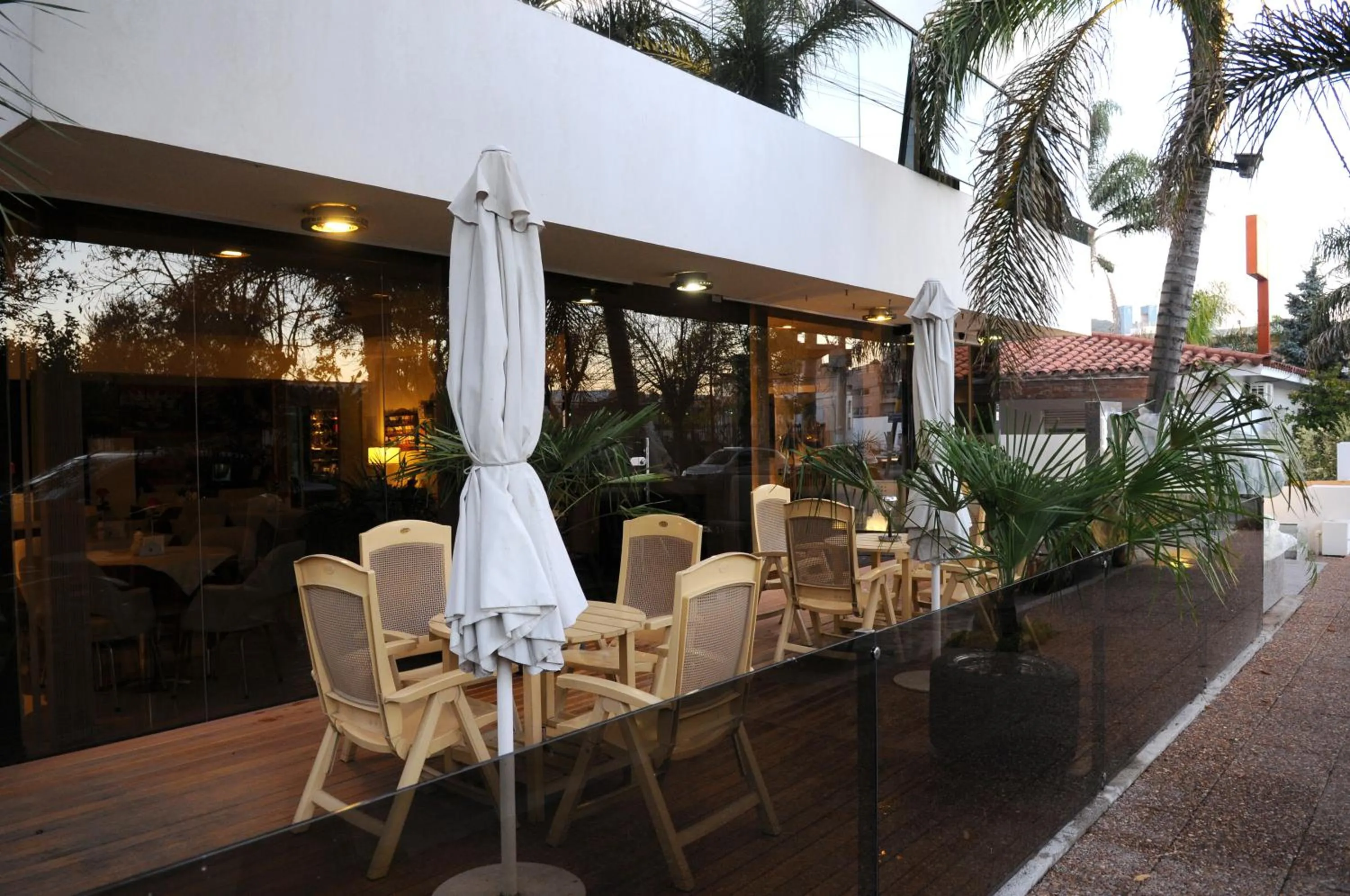 Patio in Hotel Capvio