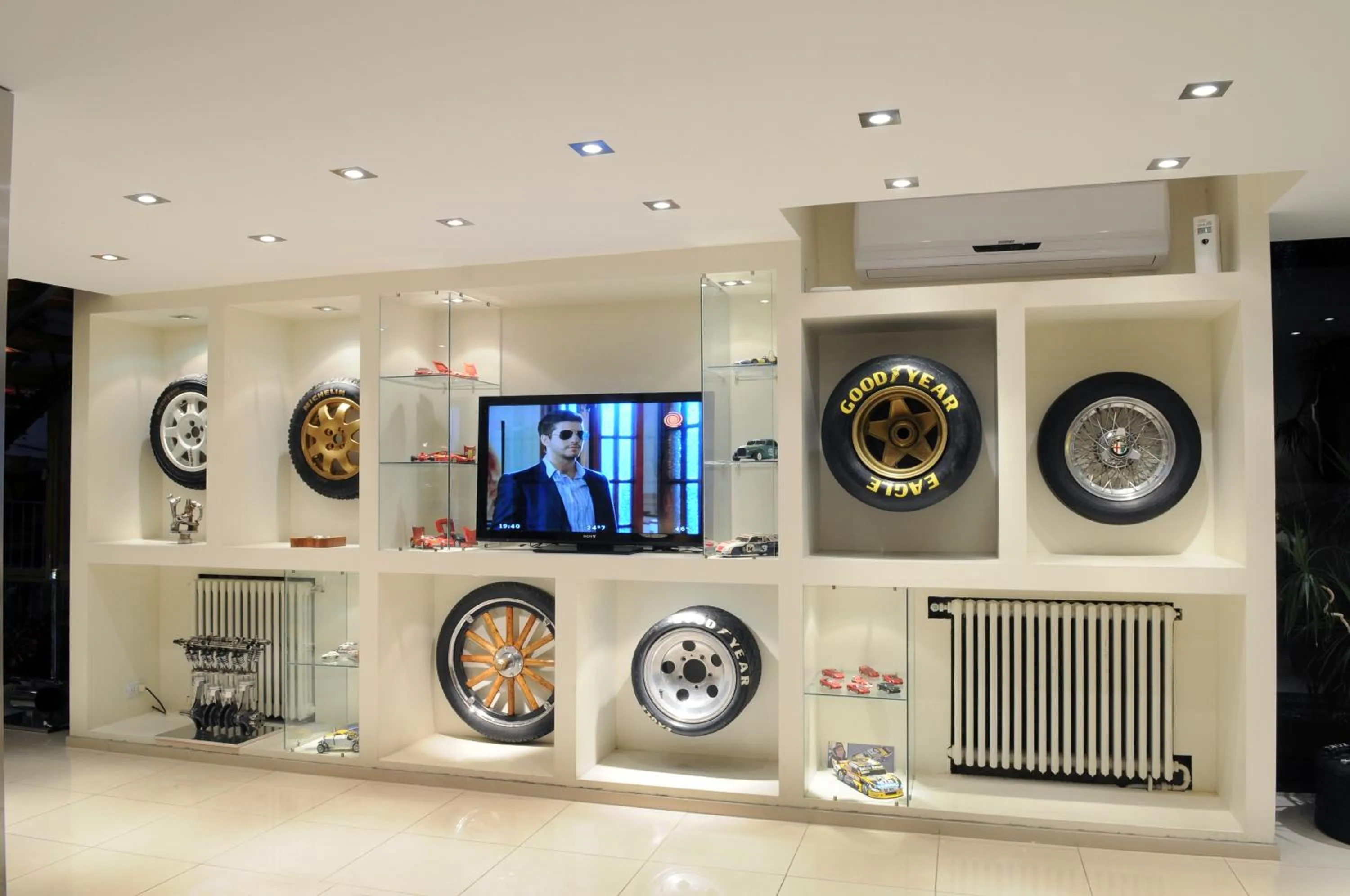 Communal lounge/ TV room in Hotel Capvio