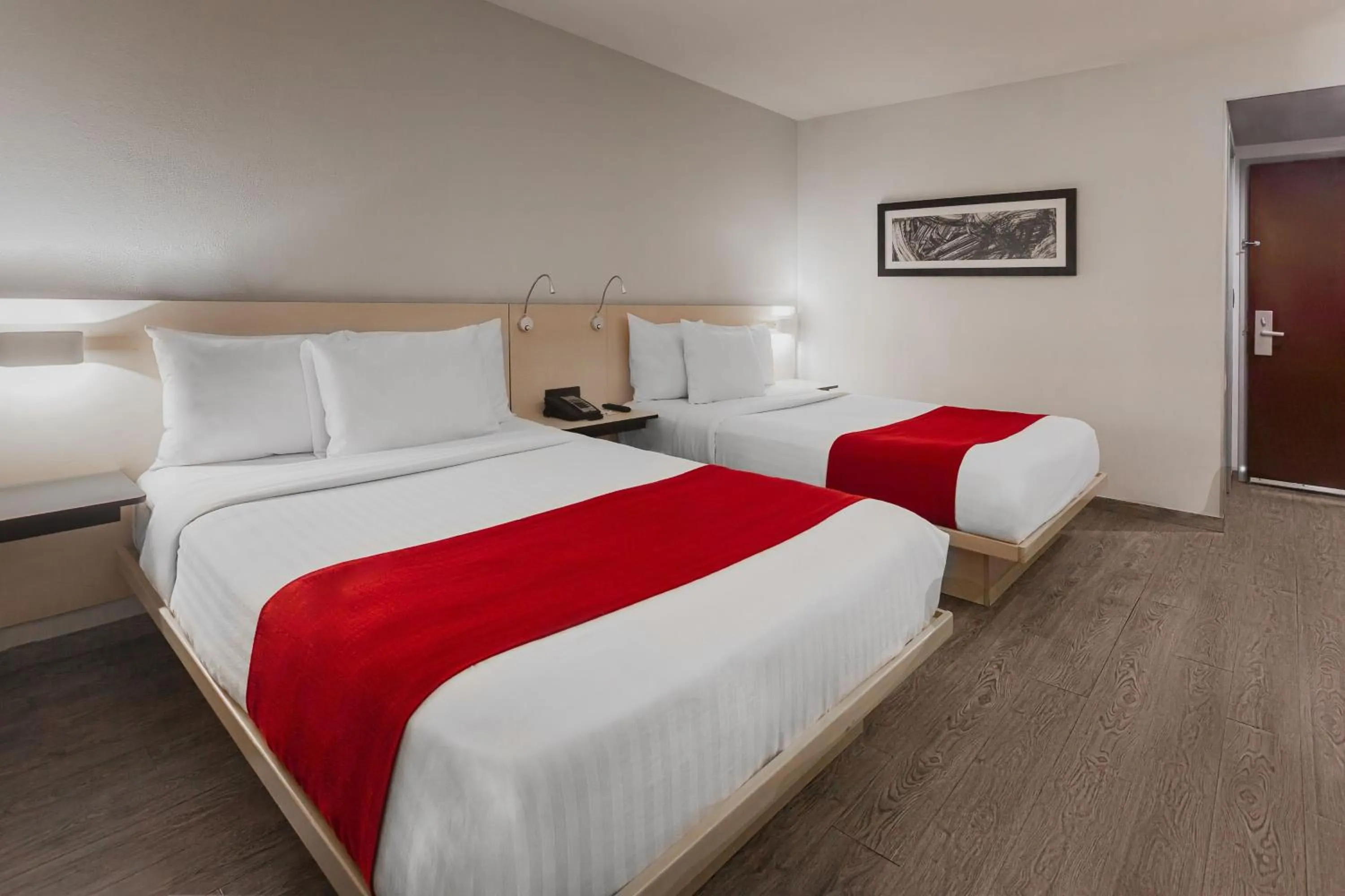 Bedroom, Bed in City Express by Marriott Leon