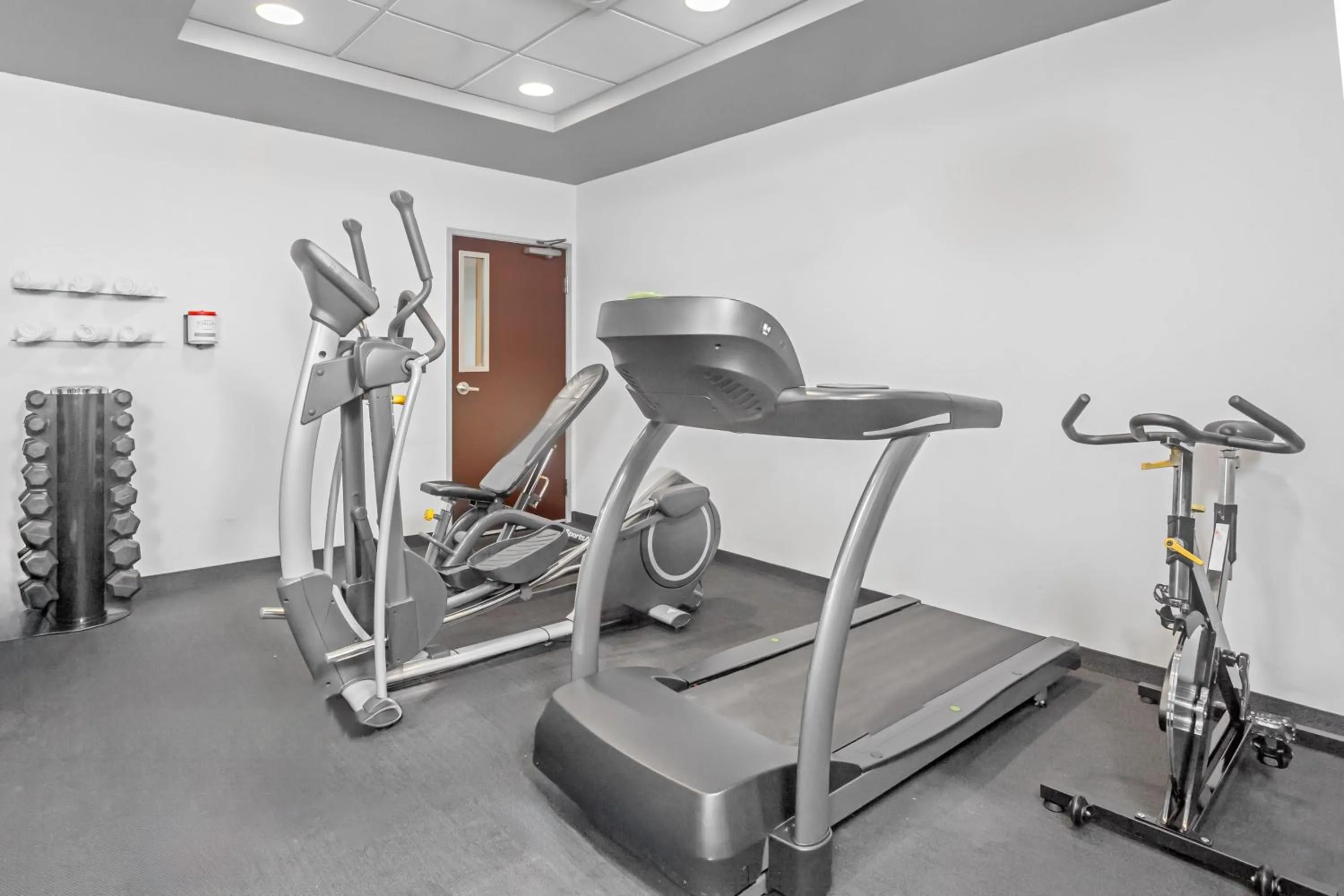 Fitness centre/facilities in City Express by Marriott Leon