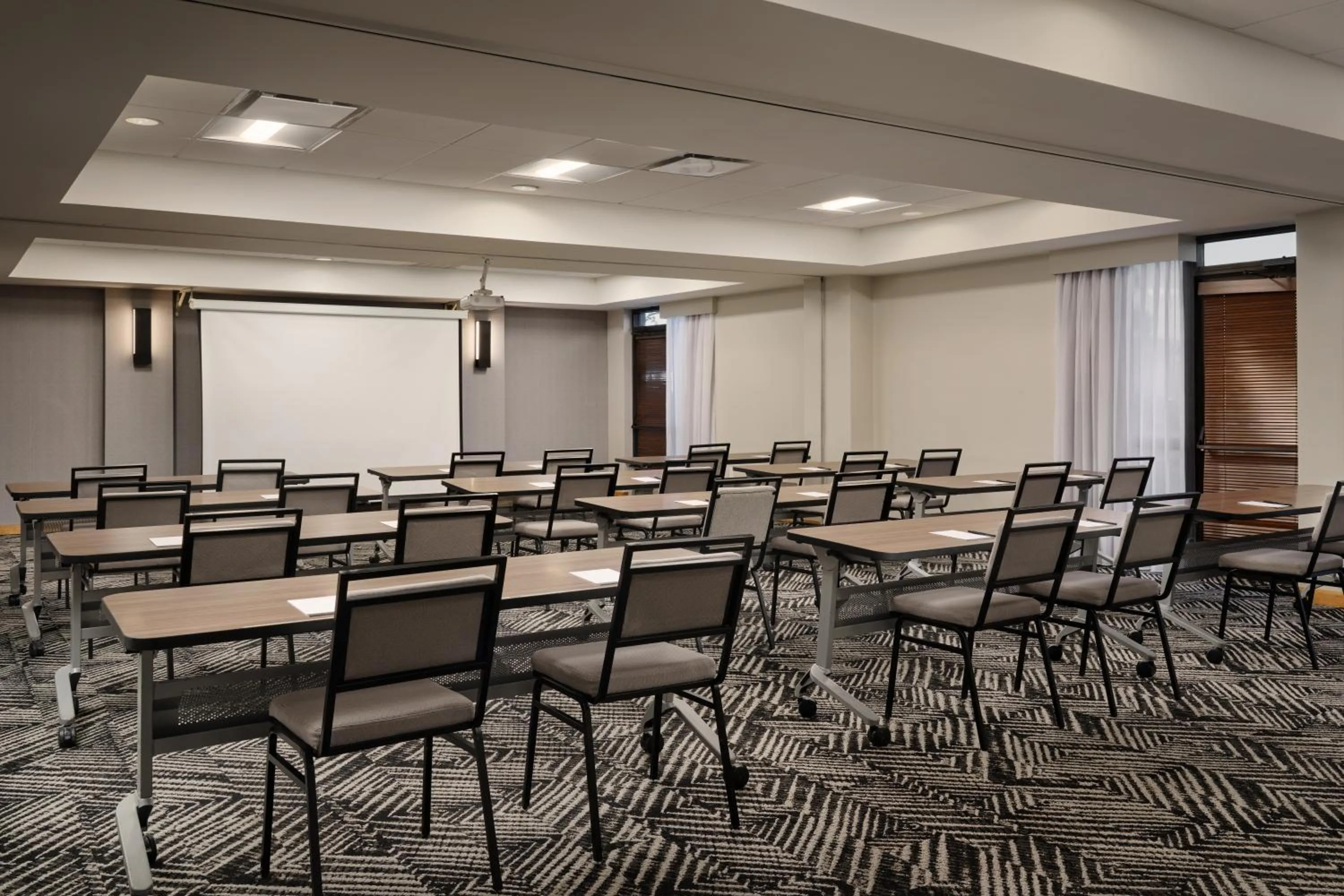 Meeting/conference room in Hyatt Place Tampa Airport/Westshore