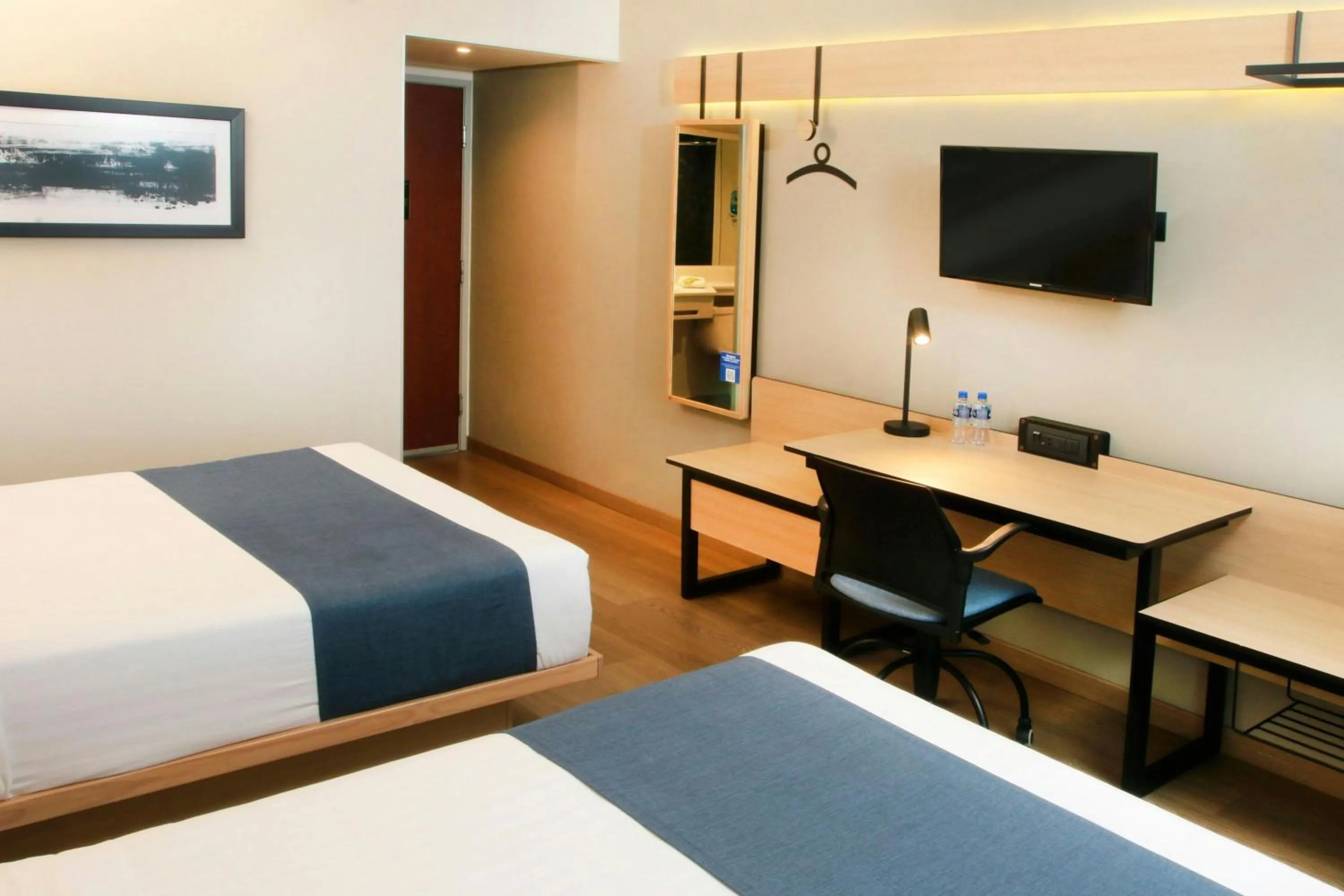 Photo of the whole room, Bed in City Express by Marriott Reynosa