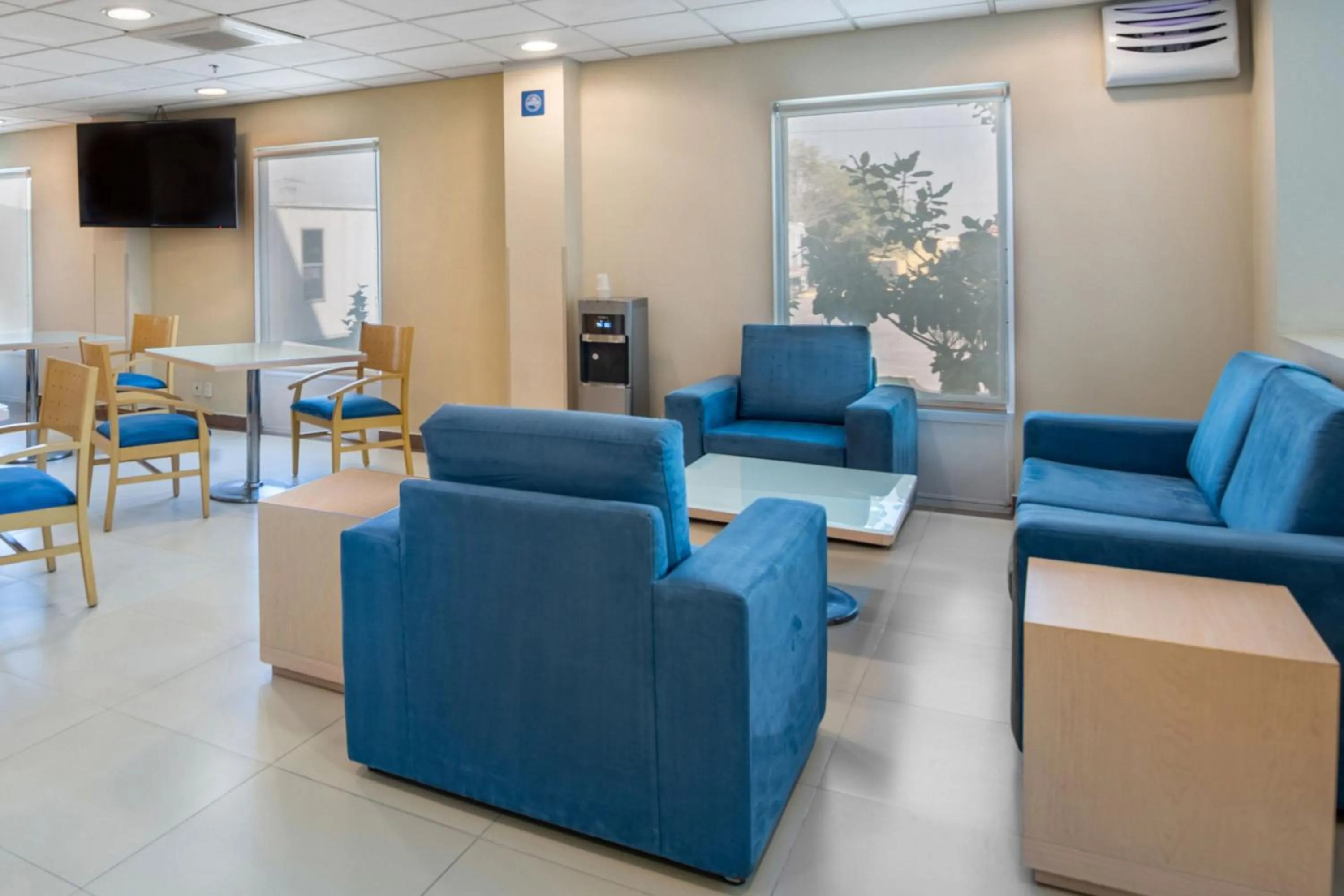 Lobby or reception in City Express by Marriott Tula