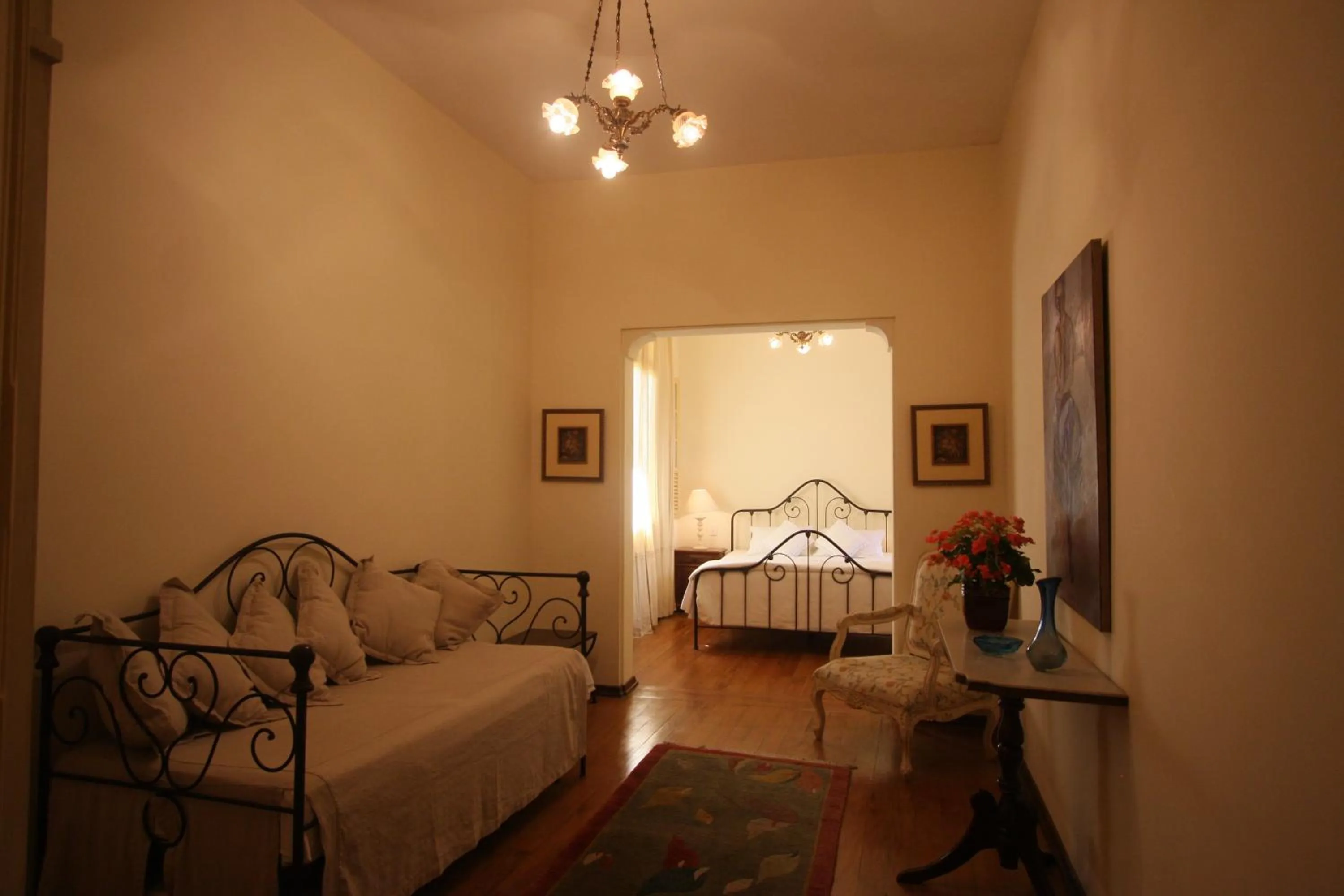 Photo of the whole room, Bed in Pousada Villa Magnolia
