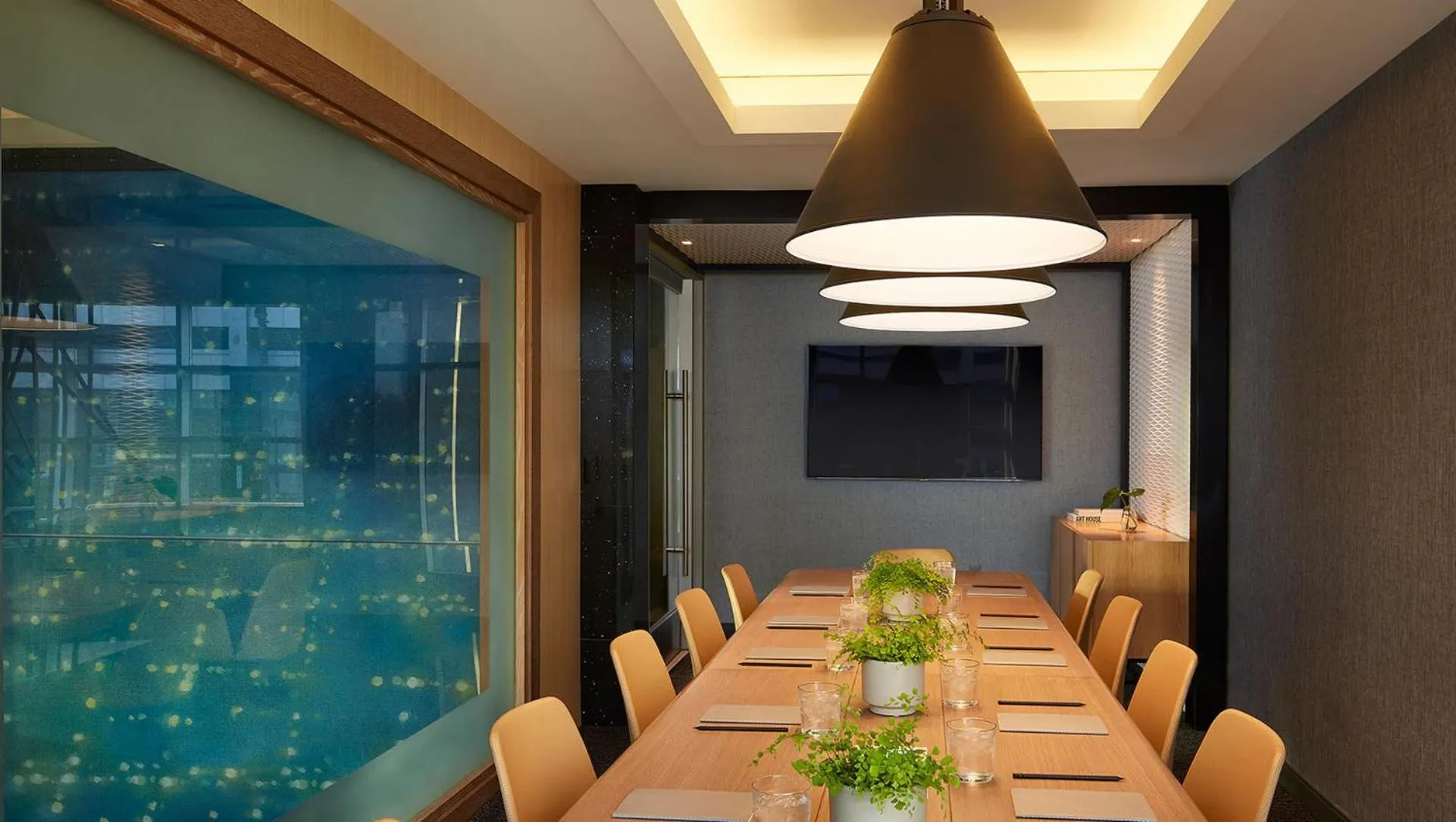 Meeting/conference room in Kimpton Hotel Wilshire by IHG