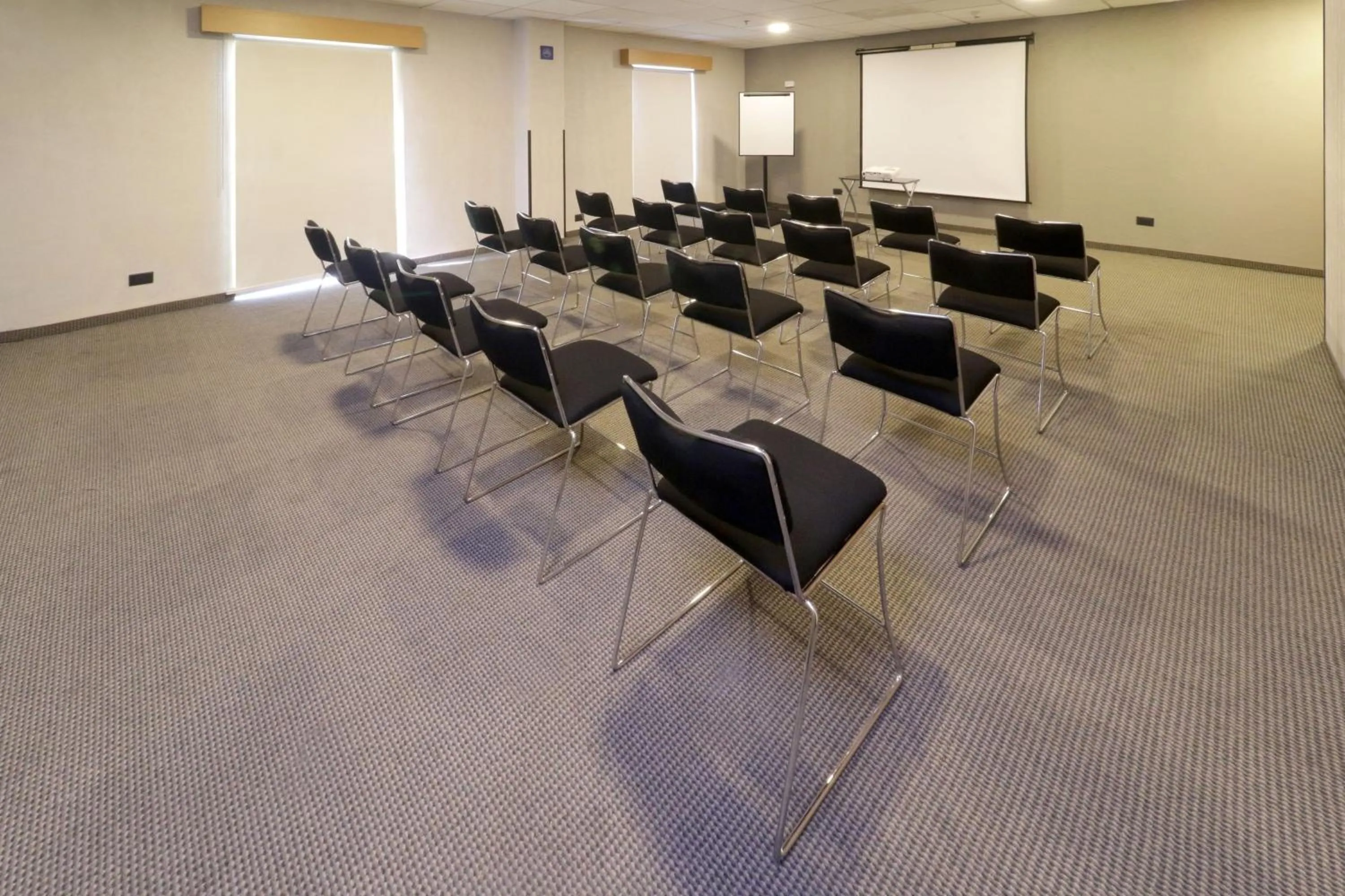 Meeting/conference room in City Express by Marriott Saltillo Sur