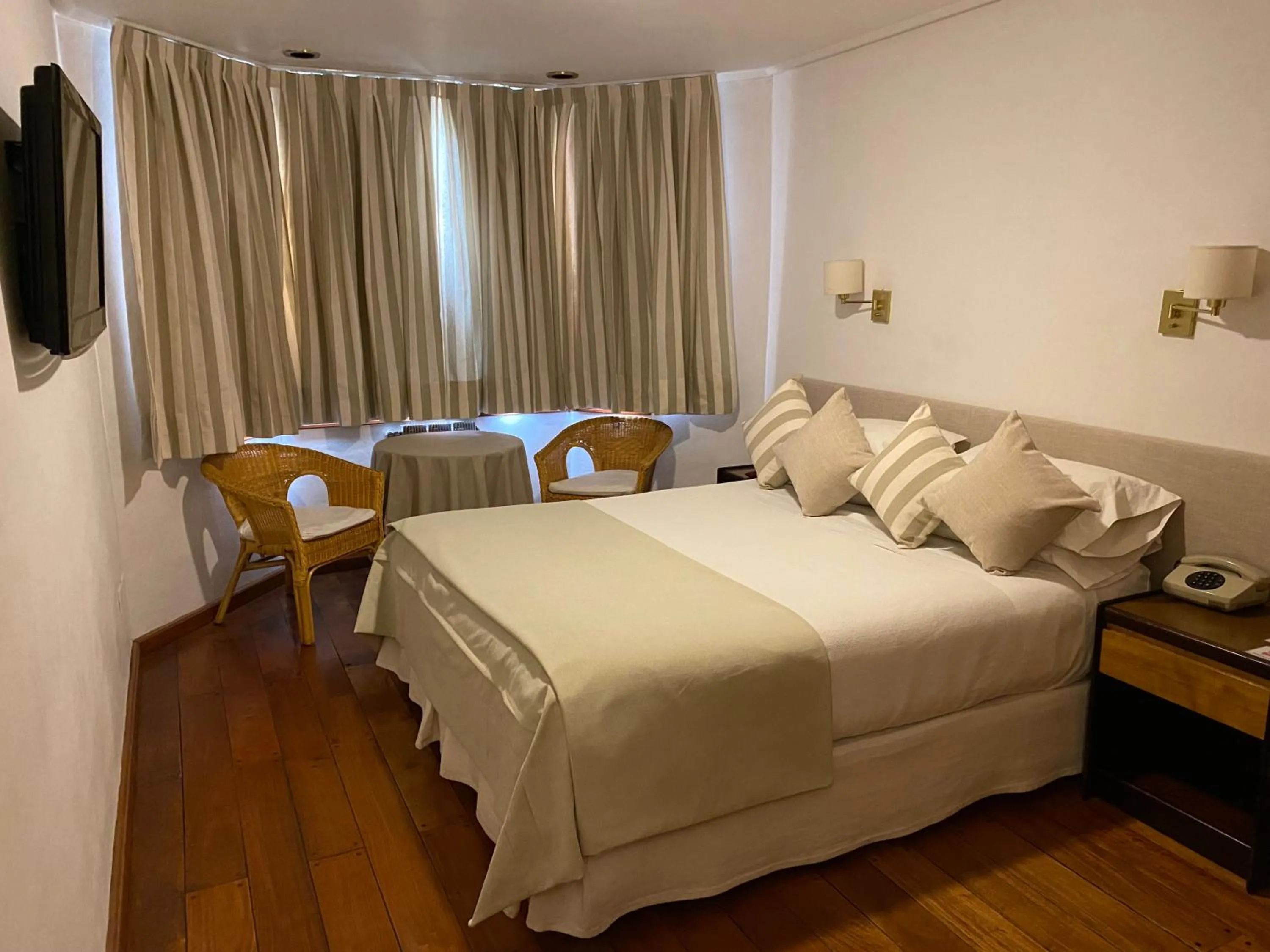 Bed in Hosteria Las Lengas by Visionnaire