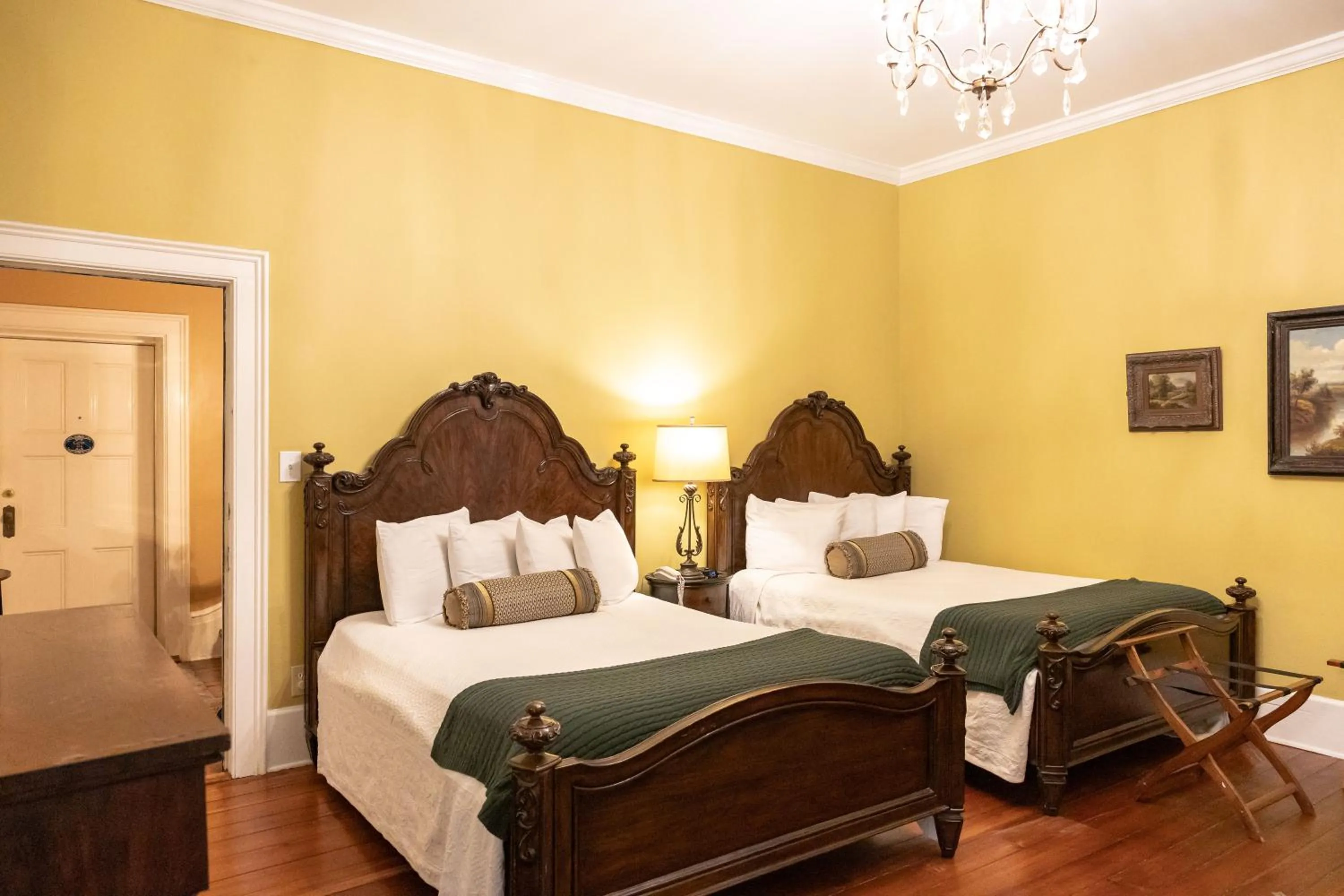 Bedroom, Bed in Eliza Thompson House, Historic Inns of Savannah Collection