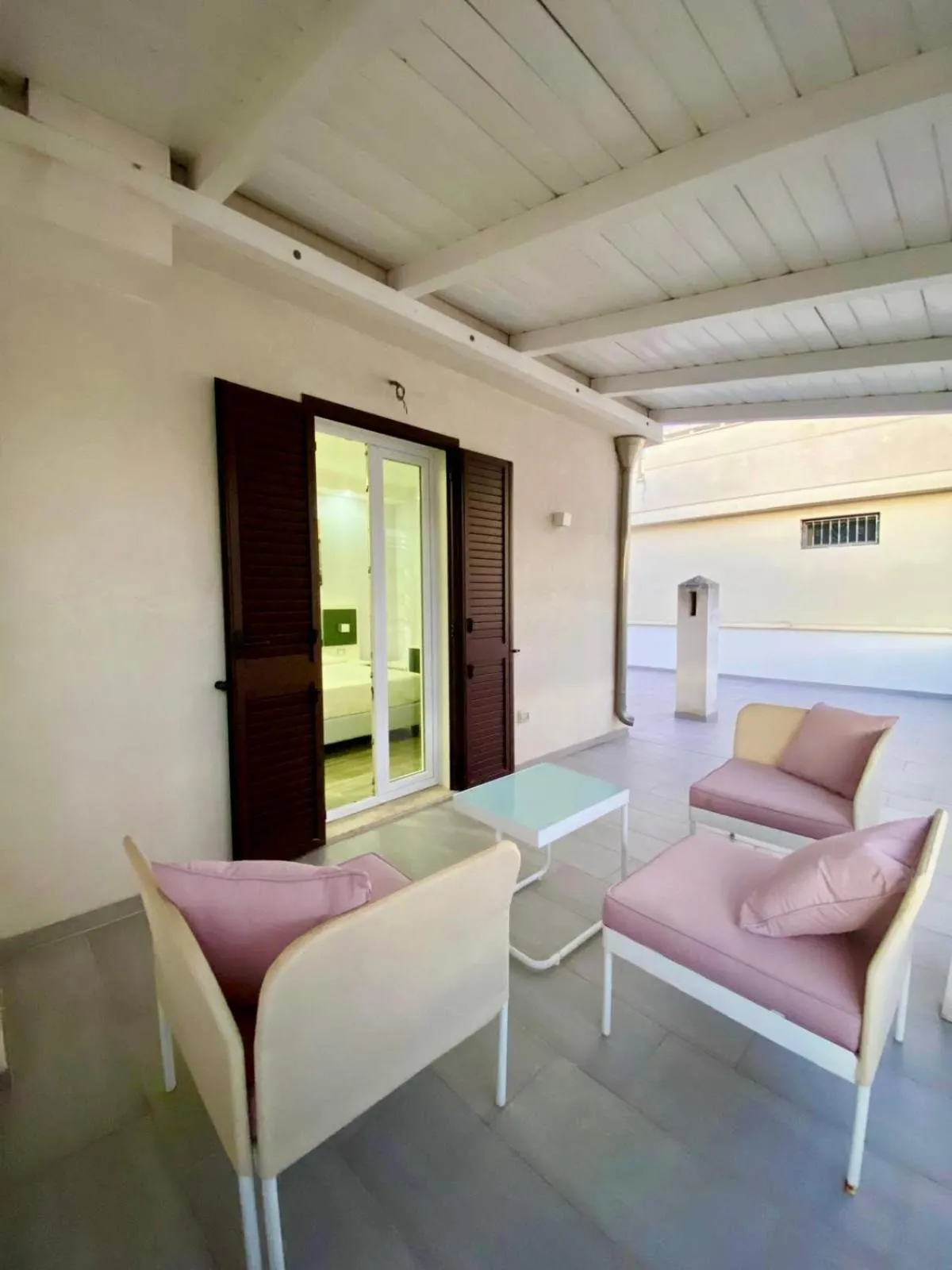 Balcony/Terrace in Green Door