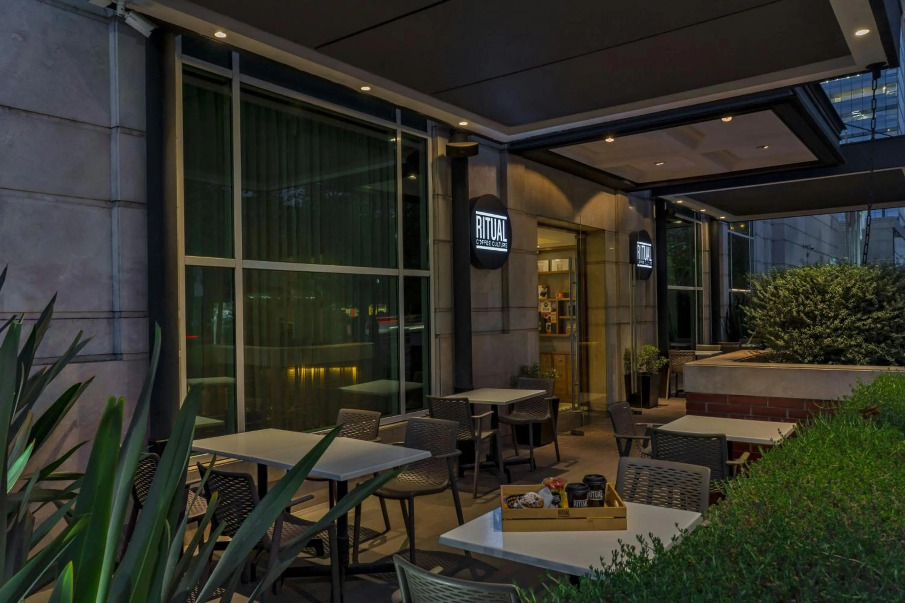 Restaurant/places to eat in The Ritz-Carlton, Santiago
