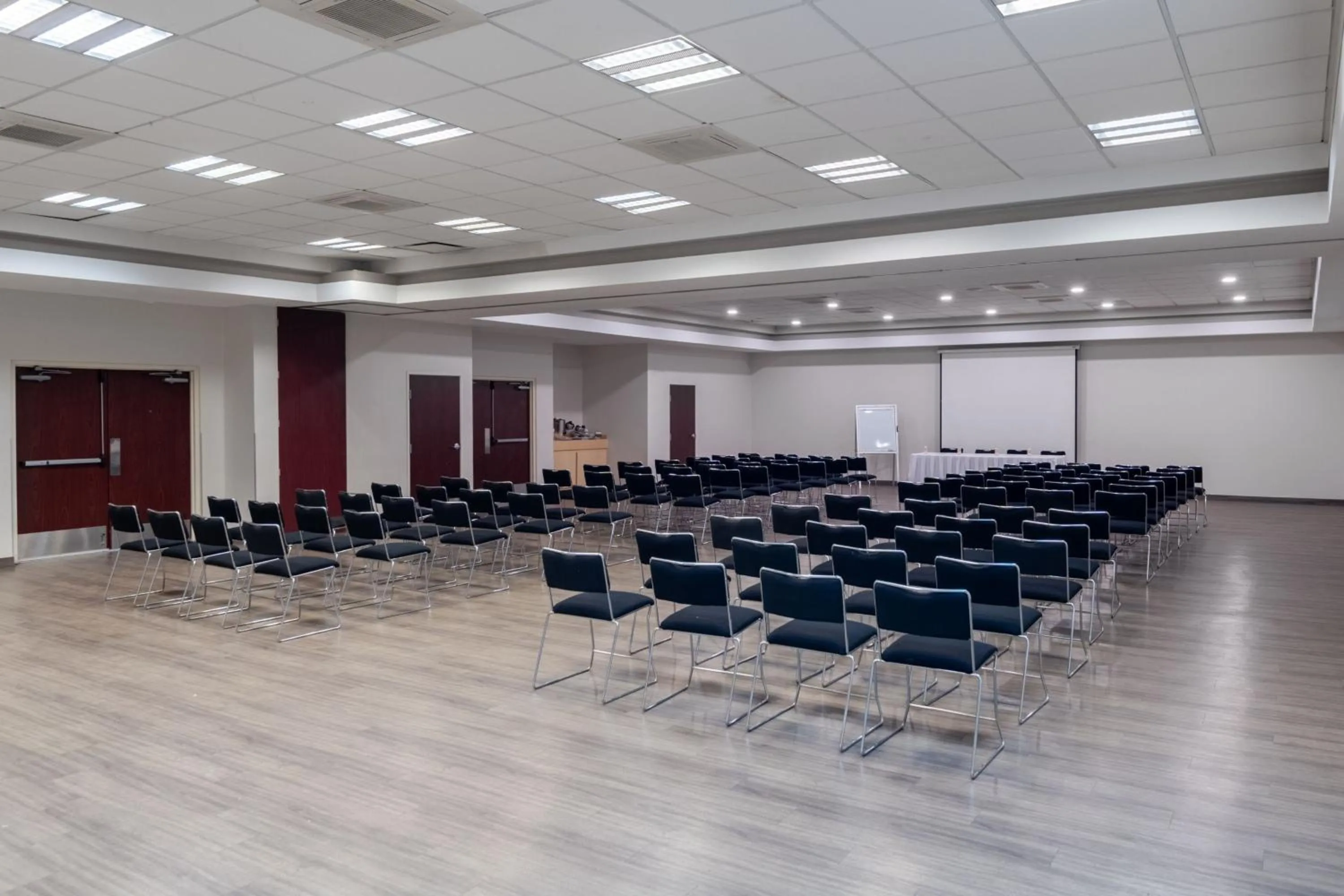 Meeting/conference room in City Express by Marriott Silao Aeropuerto