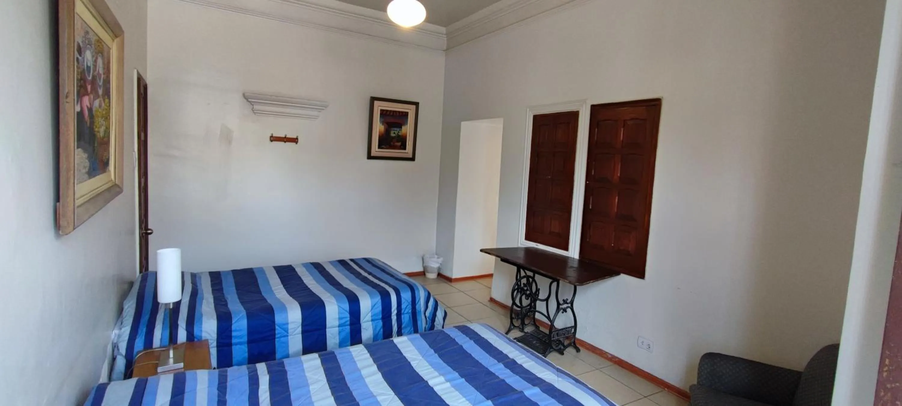 Photo of the whole room, Bed in Flying Dog Hostel Arequipa