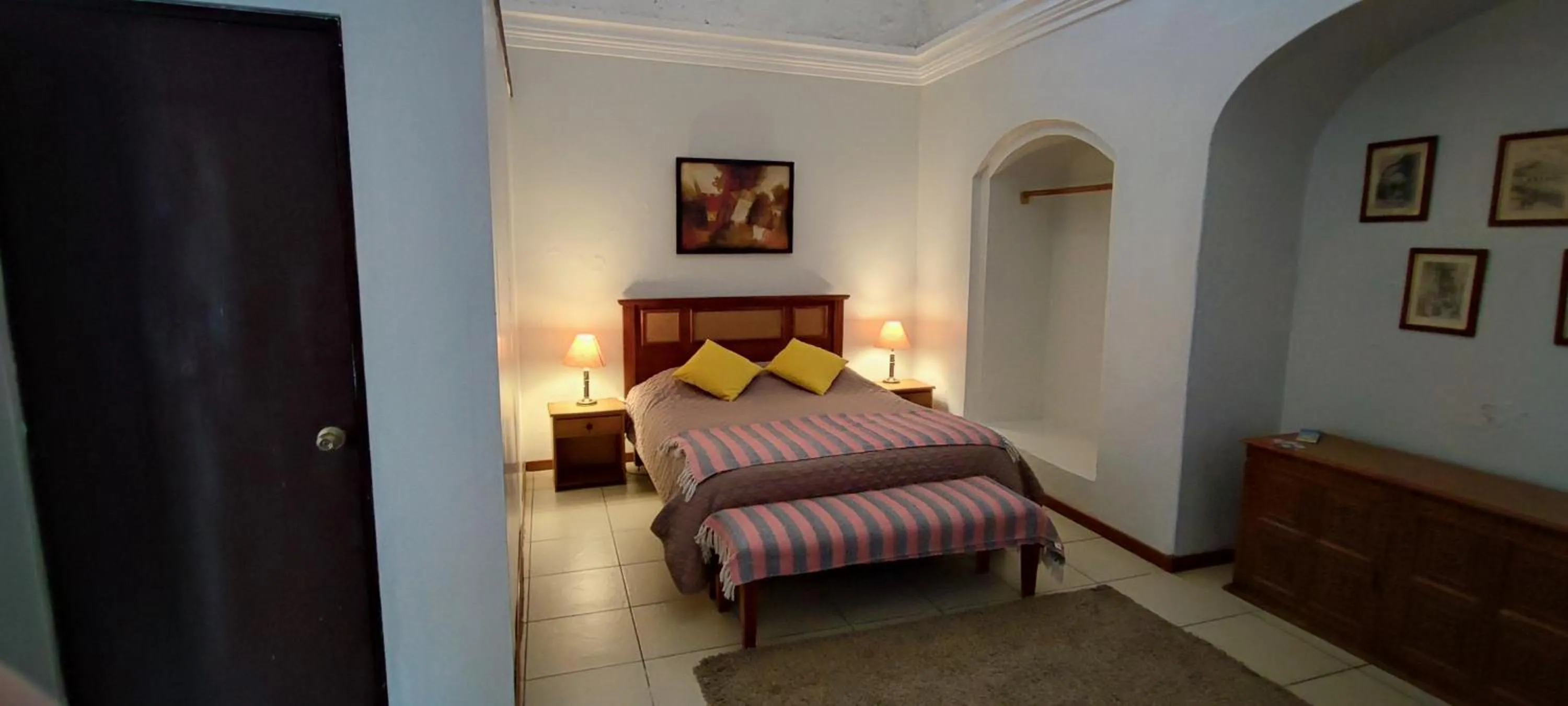 Photo of the whole room, Bed in Flying Dog Hostel Arequipa